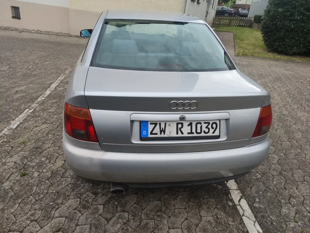 Audi A4 1.6, foto 3