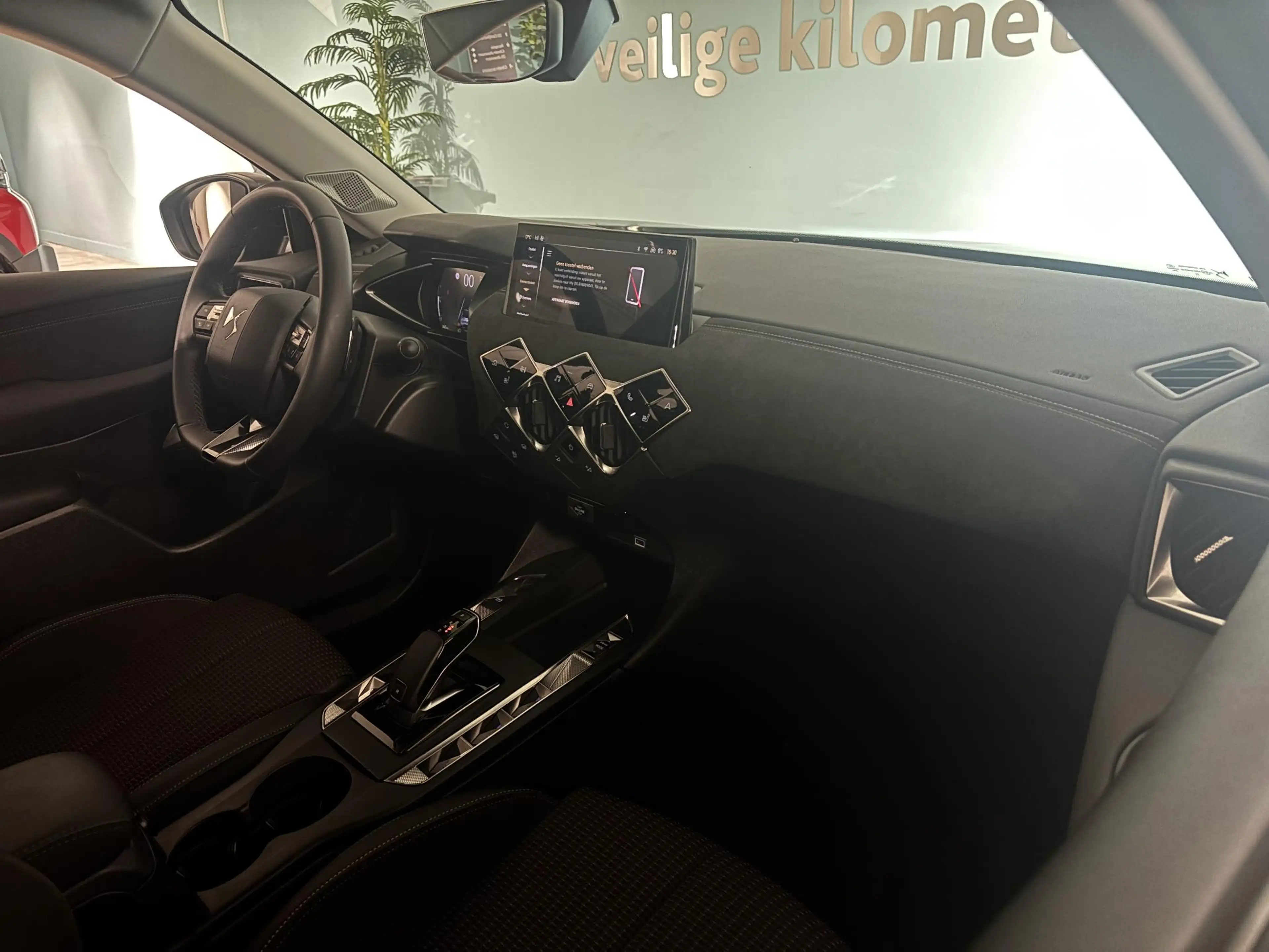 DS Automobiles DS 3 1.2 Hybrid 136 Edition France | 360 vision | Stoel — photo 14
