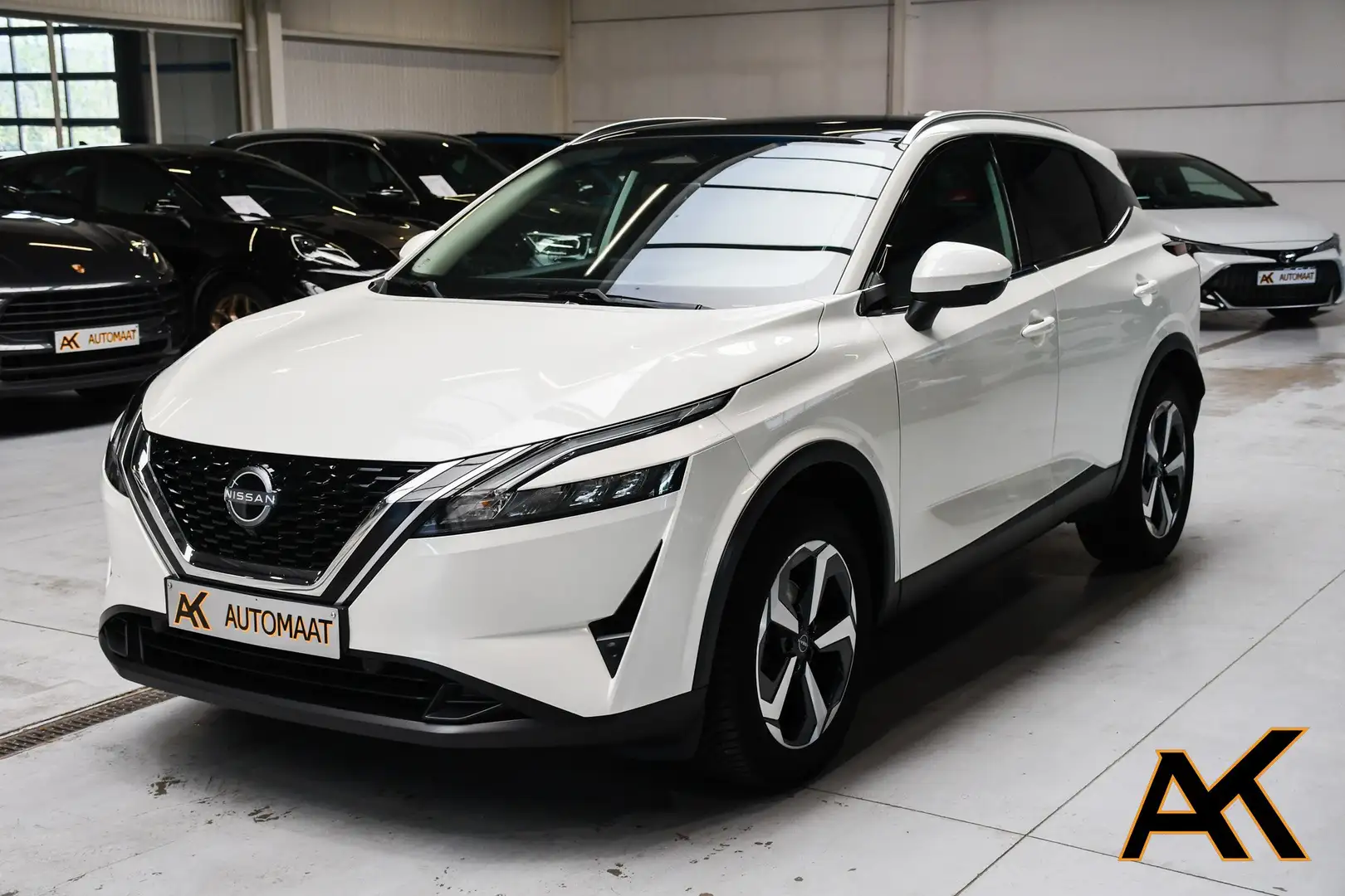 Nissan Qashqai 1.3 DIG-T MHEV Connecta Automaat - NAVI / PANO/ACC Blanco - 1
