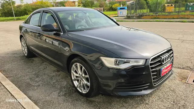Audi A6 view 9