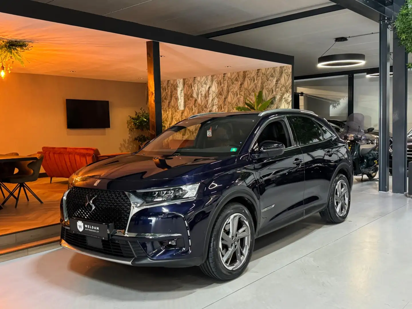 DS Automobiles DS 7 Crossback 1.6 PureTech So Chic Garantie Pano 360 Camera Lede Paars - 2