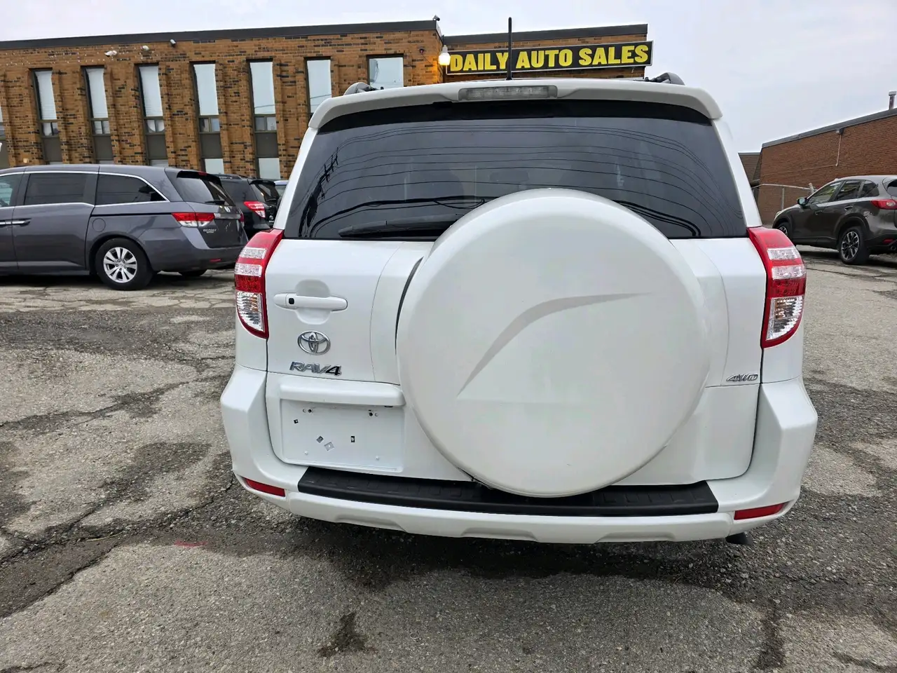 Toyota RAV 4 снимка Toyota RAV 4