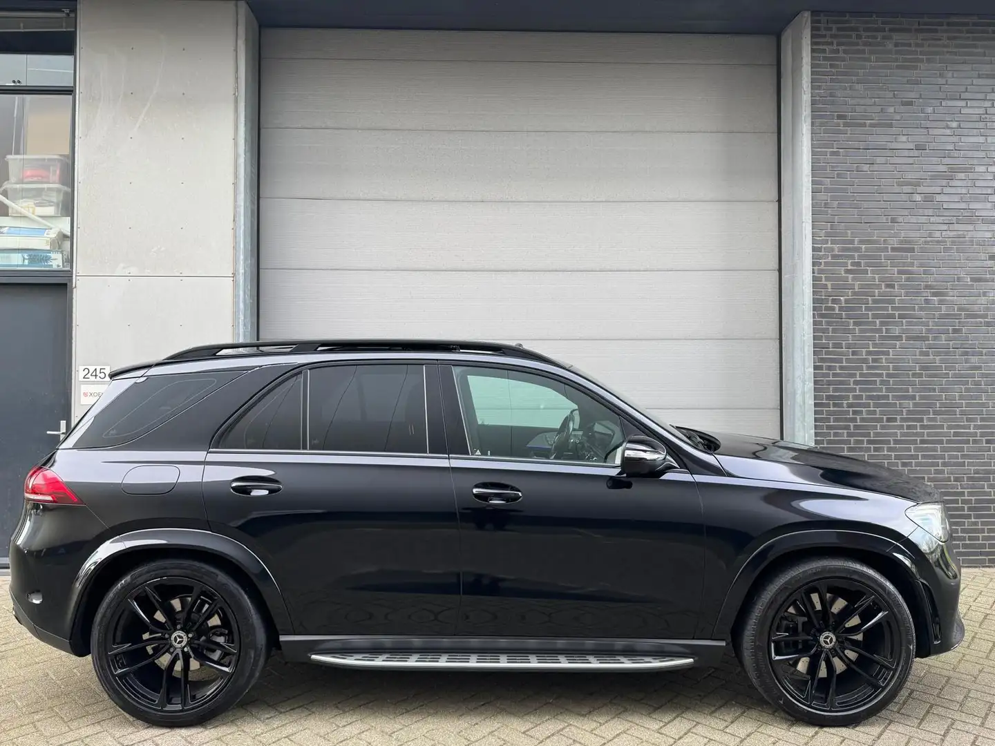 Mercedes-Benz GLE 450 4MATIC Premium Plus [Pano|Burmester|360 camera|Dea Zwart - 2