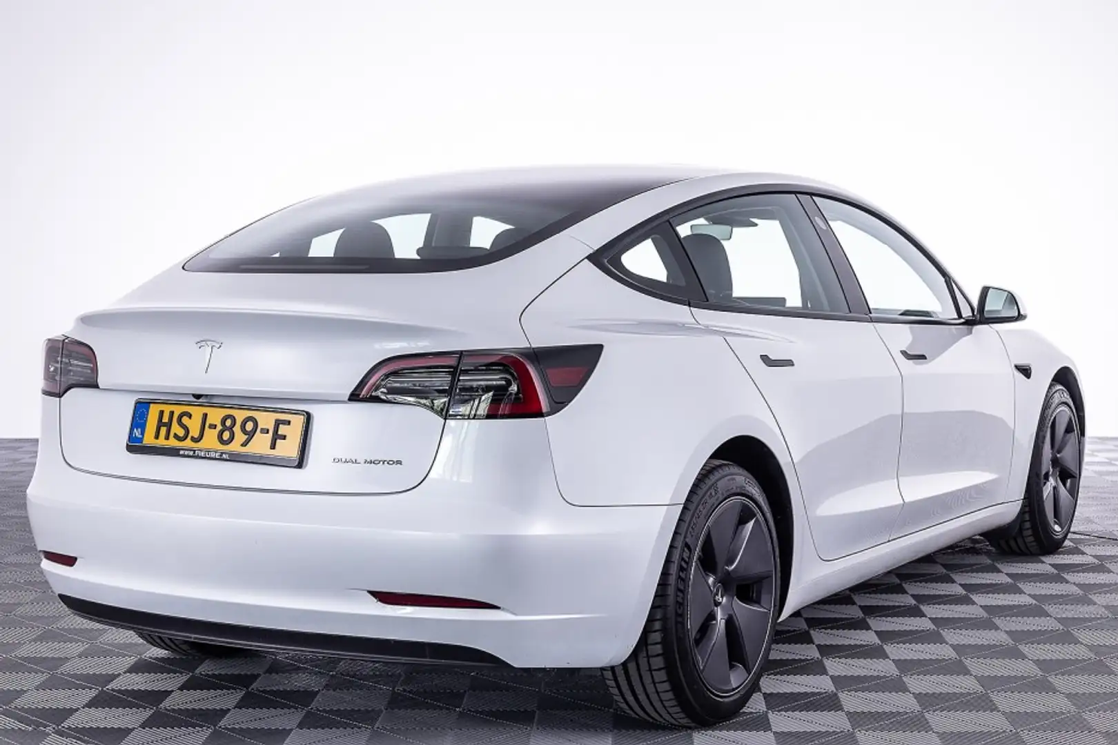 Tesla Model 3 Long Range Dual 75 kWh AWD | PANORAMADAK | LEDER Wit - 2