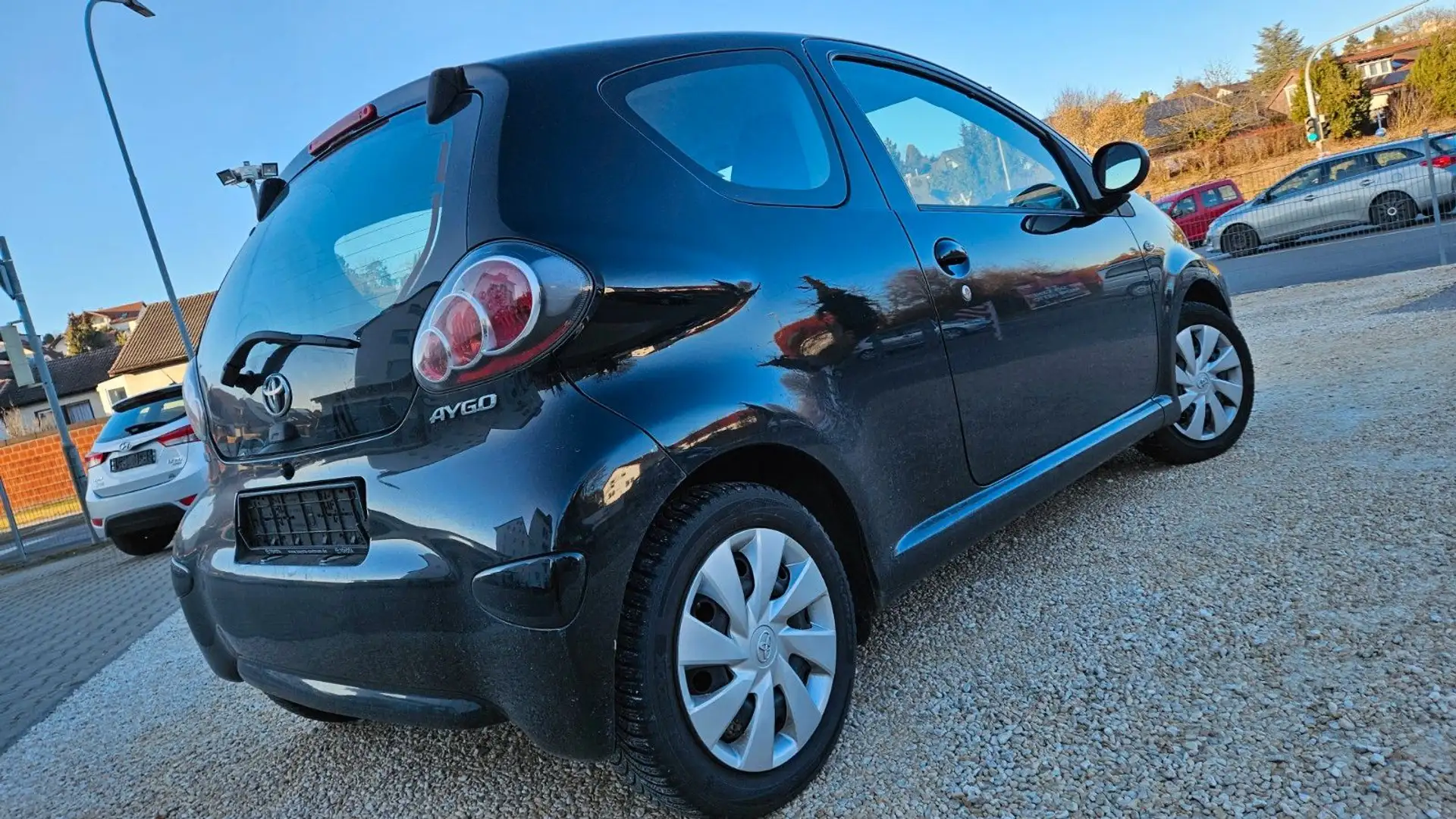 Toyota Aygo+TÜV+ GARANTIE+SITZHEI+KLIMA+1HAND+ALUFELGEN Negru - 2
