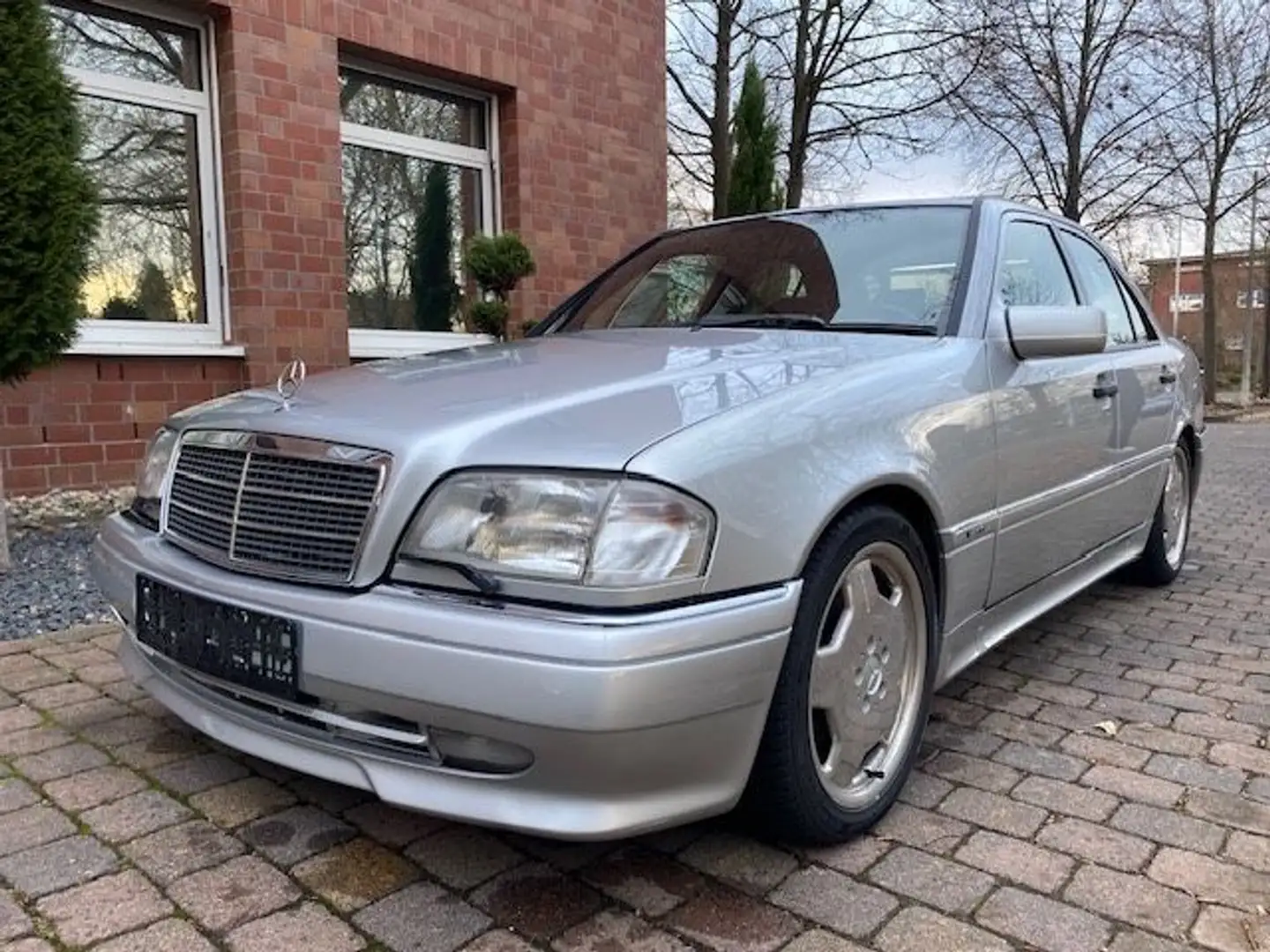 Mercedes-Benz C 280 SPORT AMG Paket ab Werk! tolle Ausstattung Silber - 1