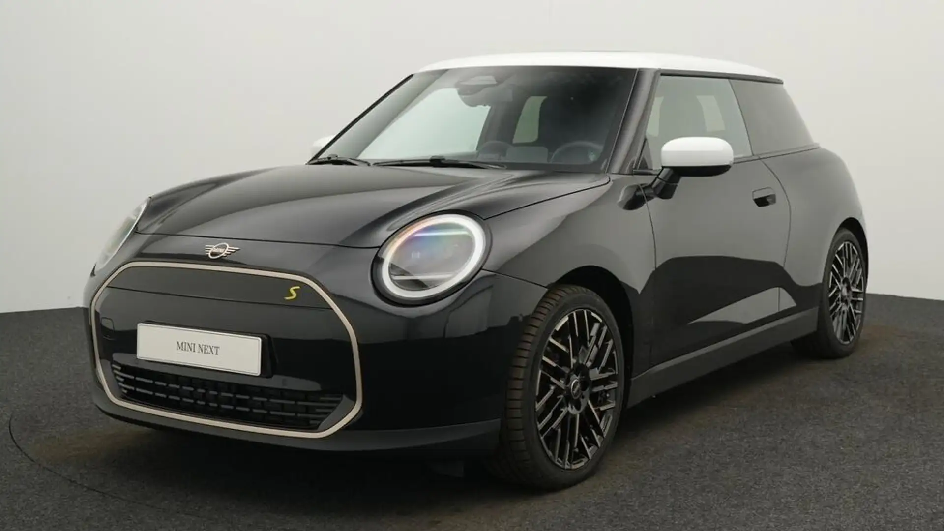 MINI Cooper SE Favoured Trim Noir - 1