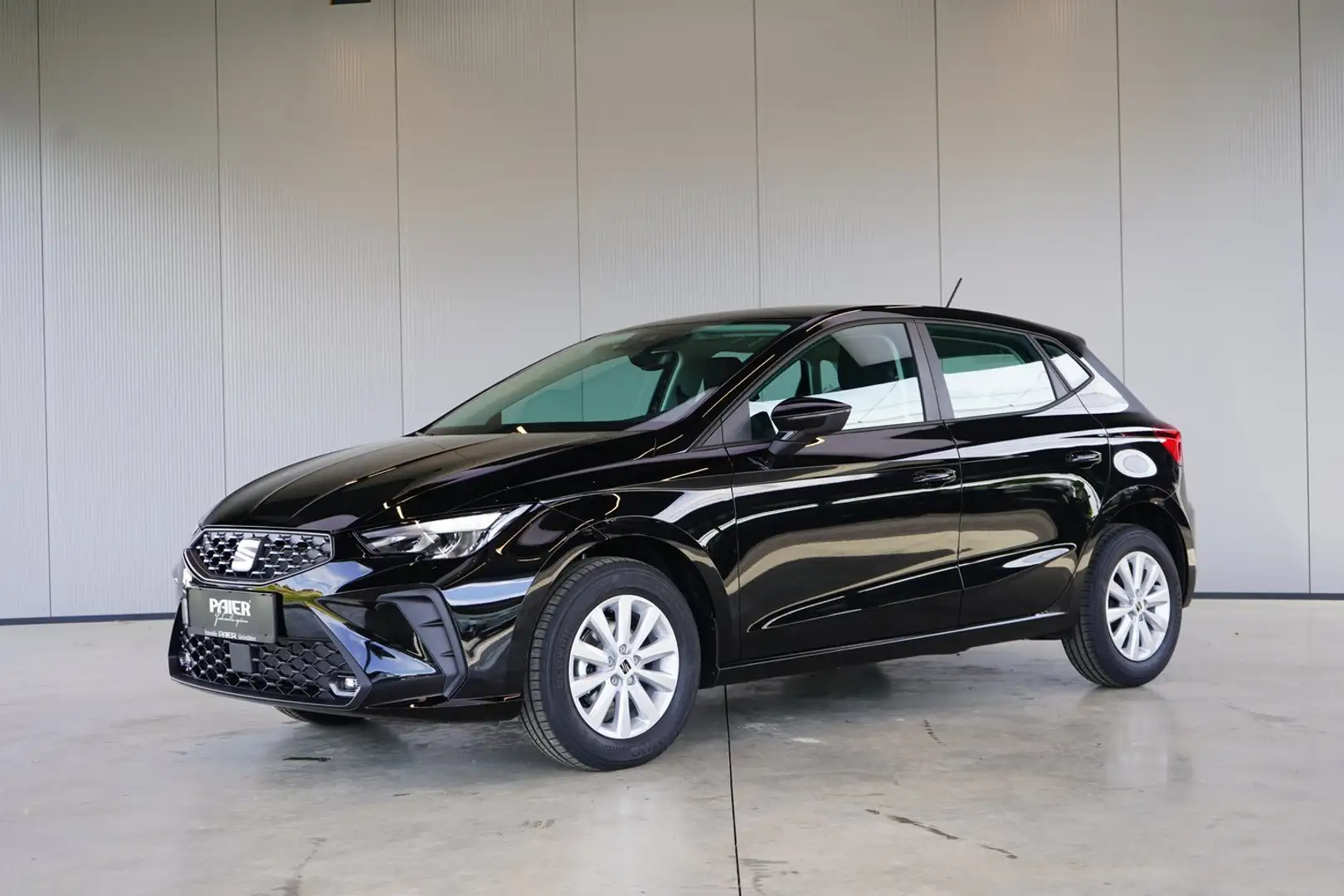 SEAT Ibiza Reference 1.0 TSI 95PS Schwarz - 1
