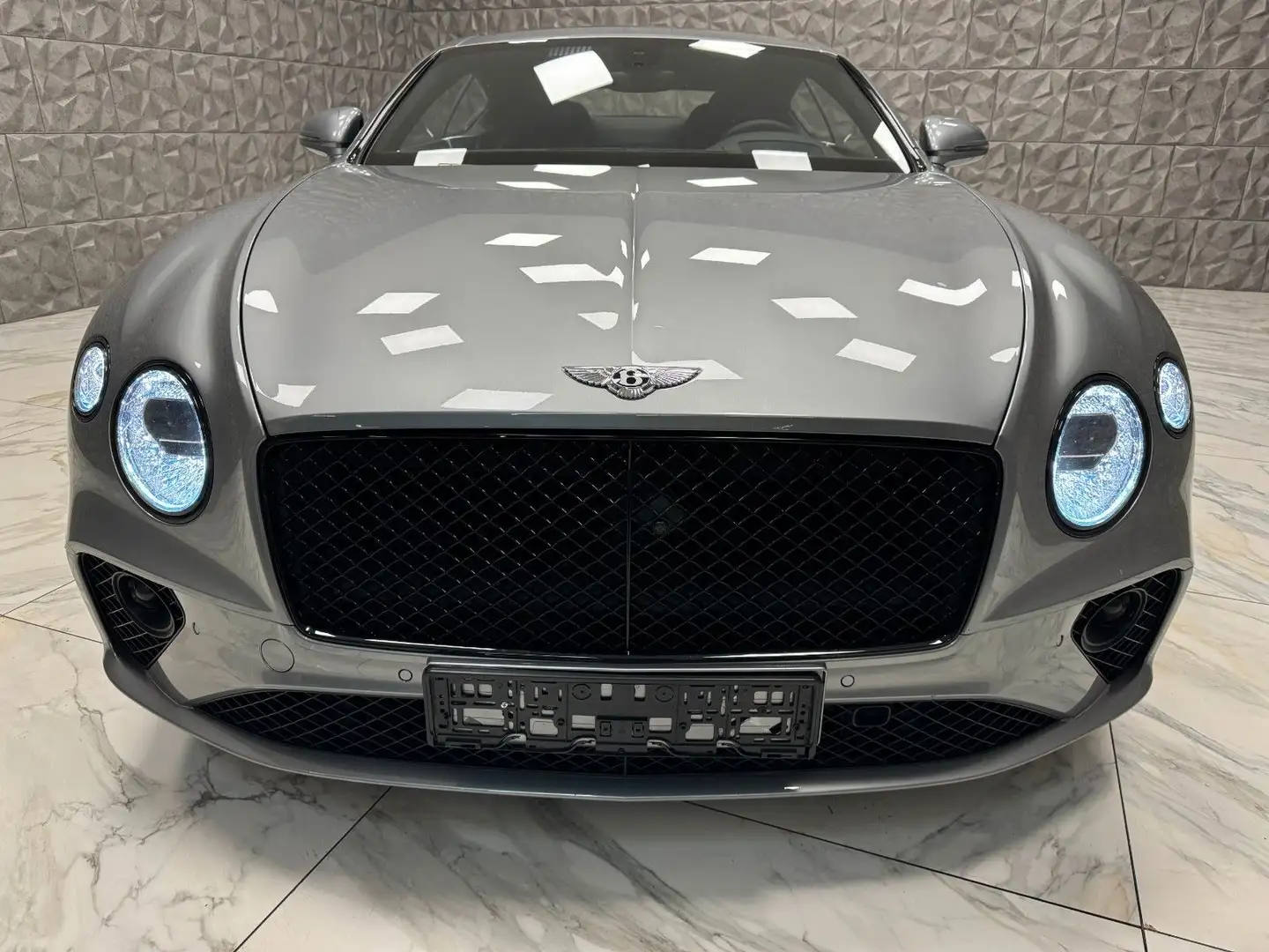 Bentley Continental GT W12 **Panorama-Carbon-55.746km** Grau - 2