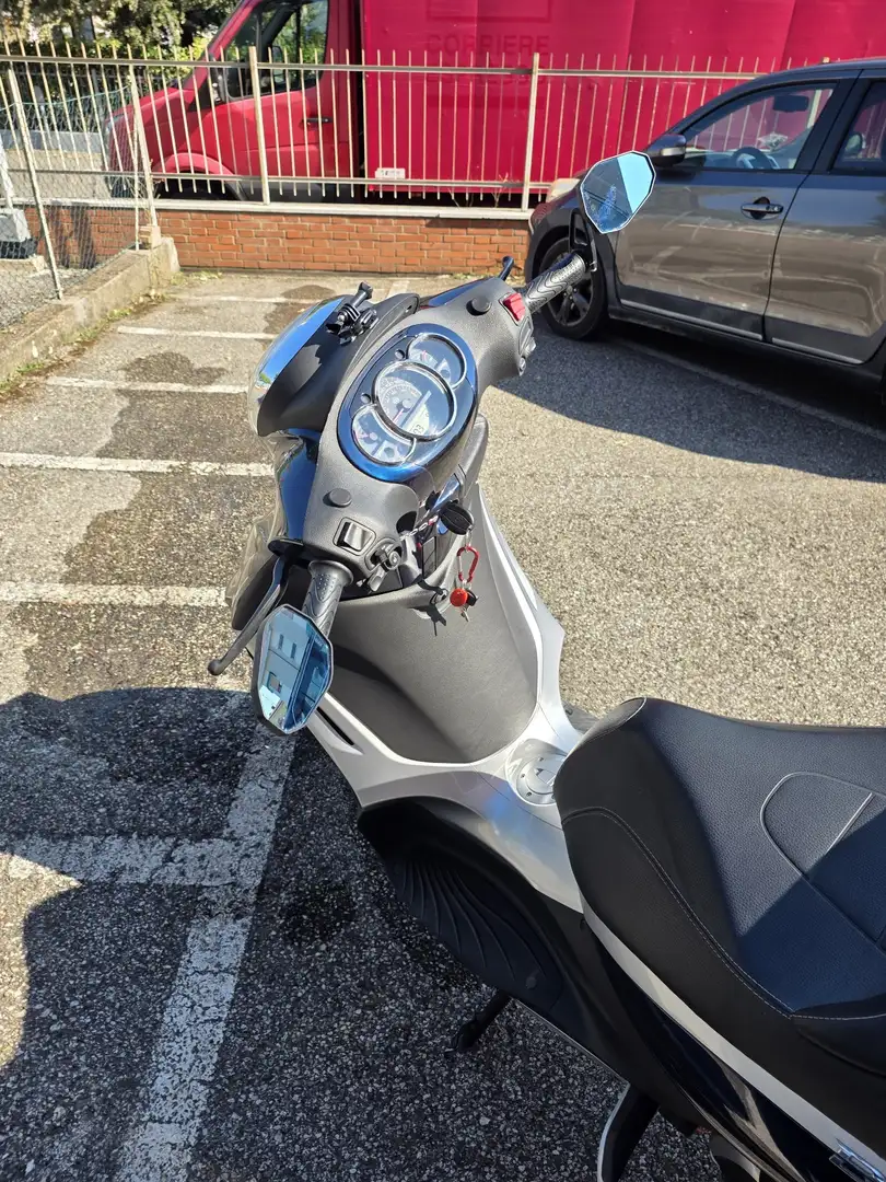 Piaggio Beverly 300 Blu/Azzurro - 2