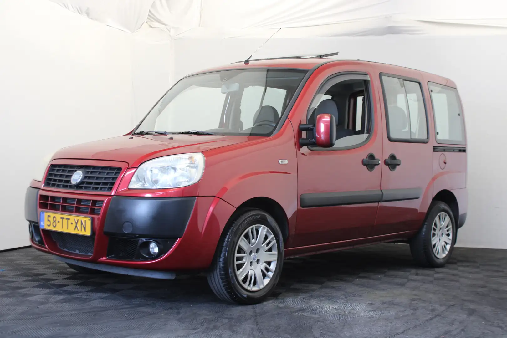 Fiat Doblo 1.4 Dynamic Červená - 1