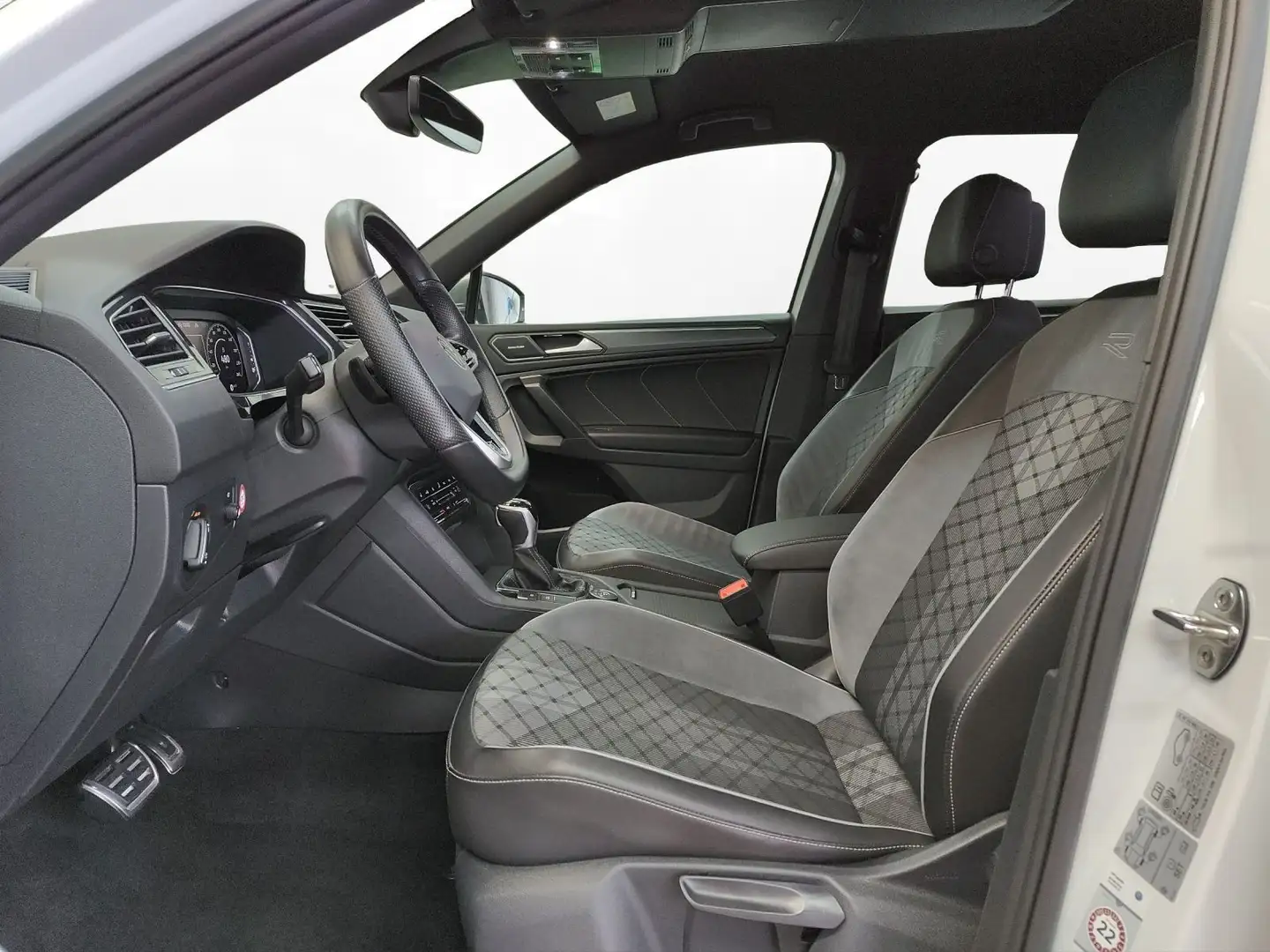 Volkswagen Tiguan Allspace R-Line 4Motion Blanc - 2