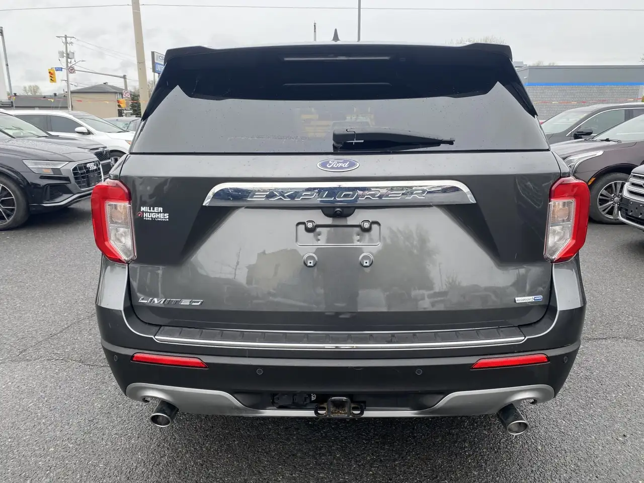 Ford Explorer photo Ford Explorer