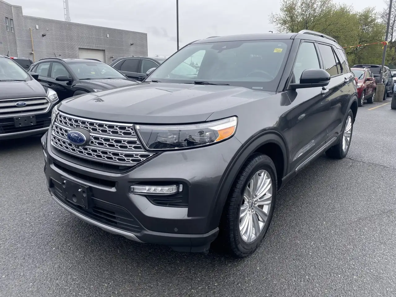 Ford Explorer photo Ford Explorer