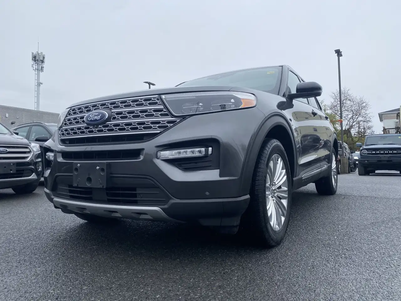 Ford Explorer photo Ford Explorer