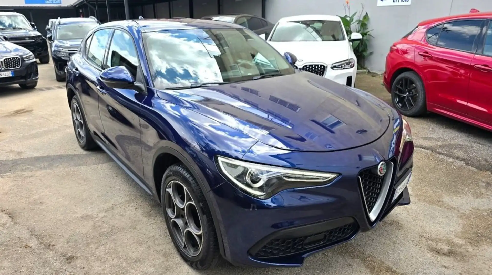 Alfa Romeo Stelvio 2.2 Turbodiesel 210 CV AT8 Q4 Business Blu/Azzurro - 2