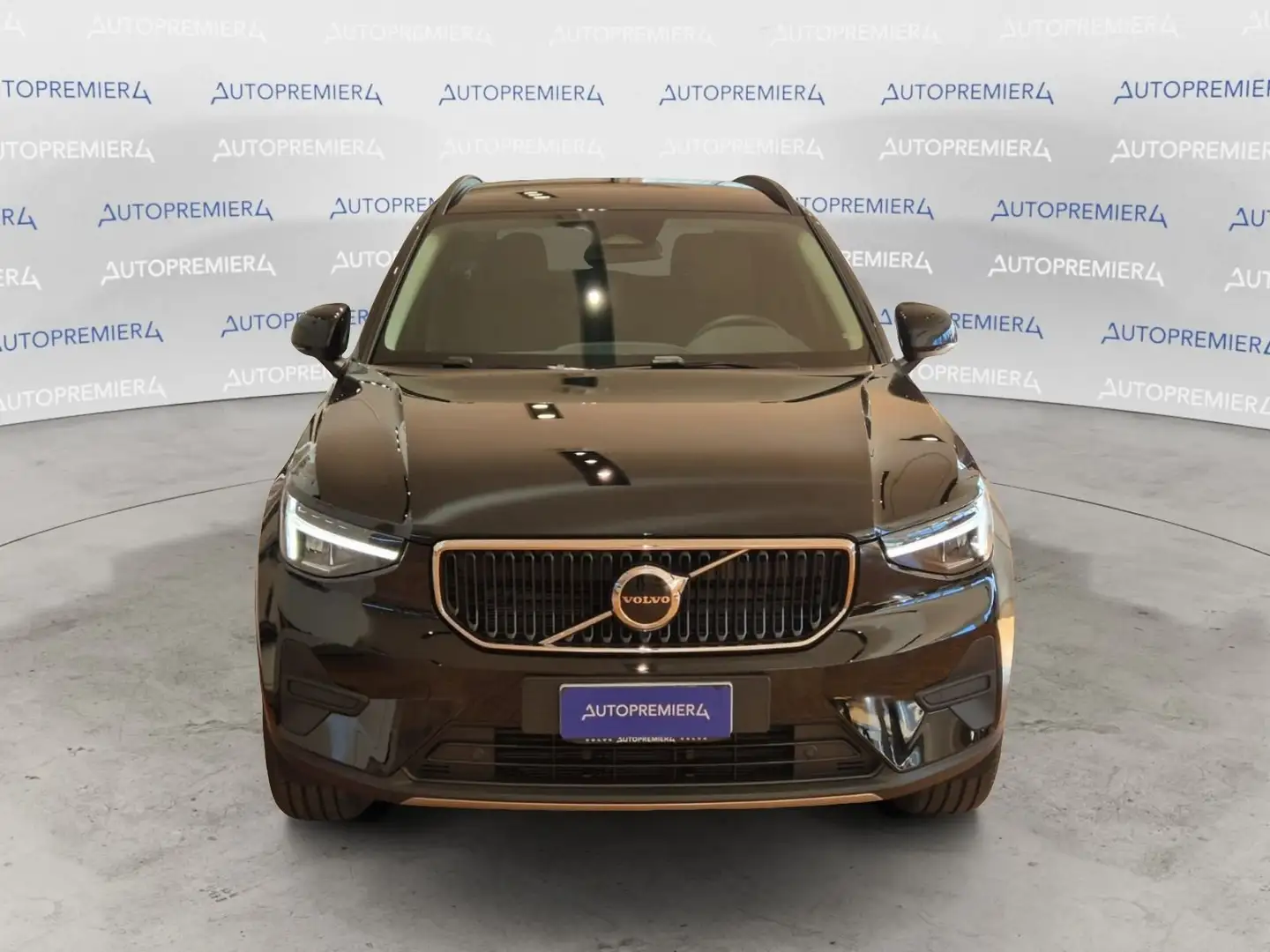Volvo XC40 B3 automatico Essential AUTOCARRO N1 Nero - 2