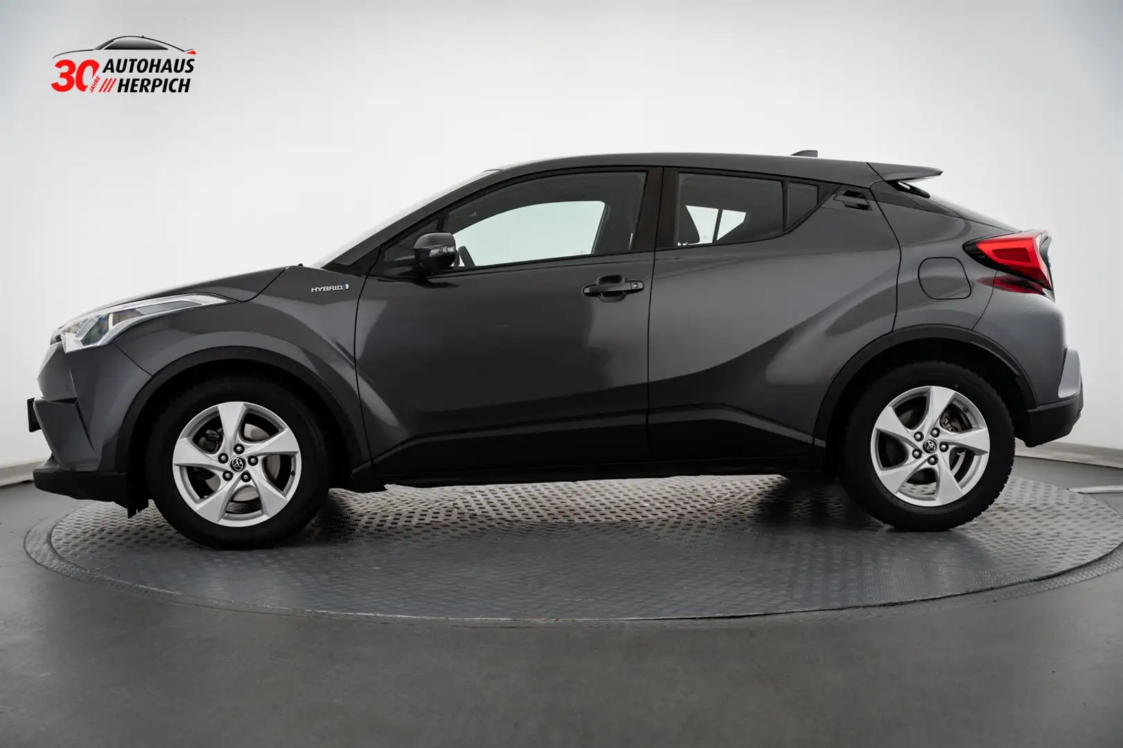 Toyota C-HR Flow 1.8 Hybrid Comfort-Assistenz NAVI RFK Gris - 2