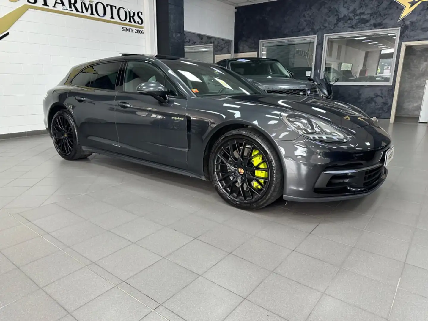 Porsche Panamera 4 E-Hybrid Sport Turismo *Only Service Porsche* Gris - 1