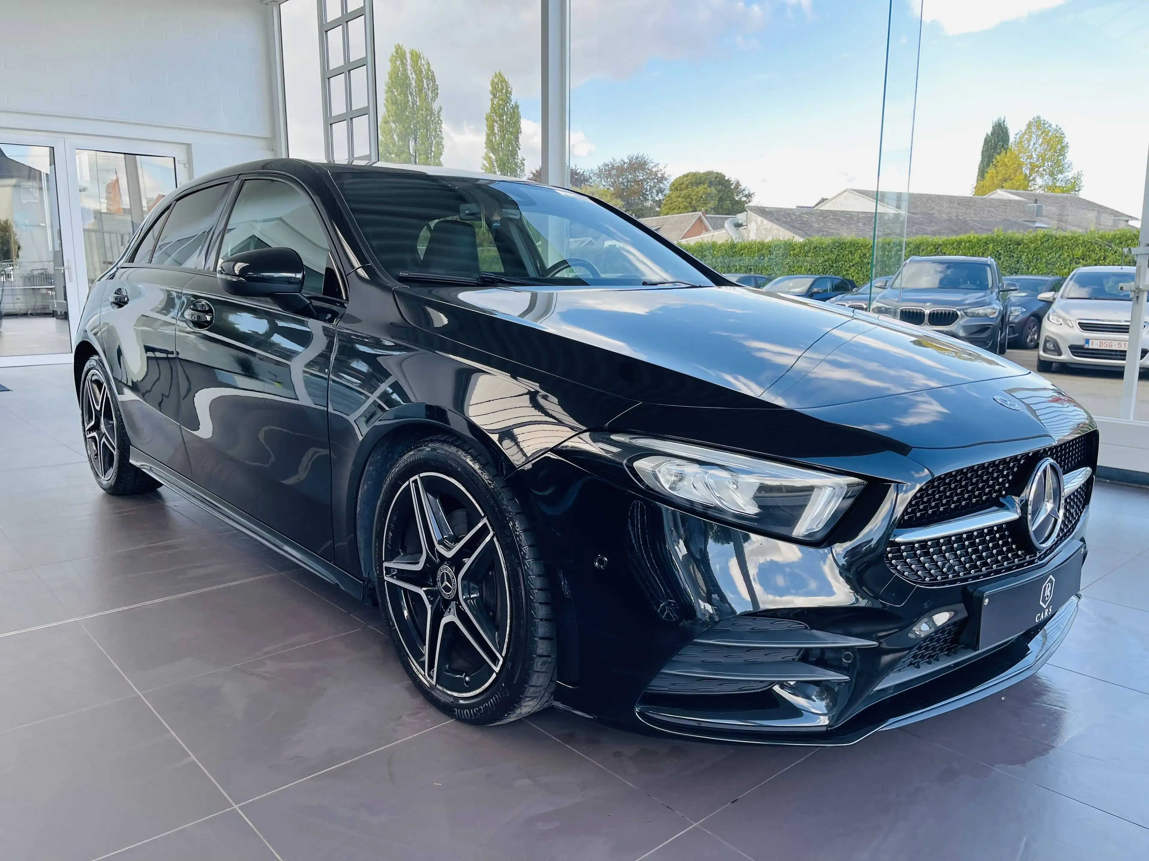 Mercedes-Benz A 180 d *** GARANTIE + PACK AMG + LED + GPS + CUIR *** — photo 3