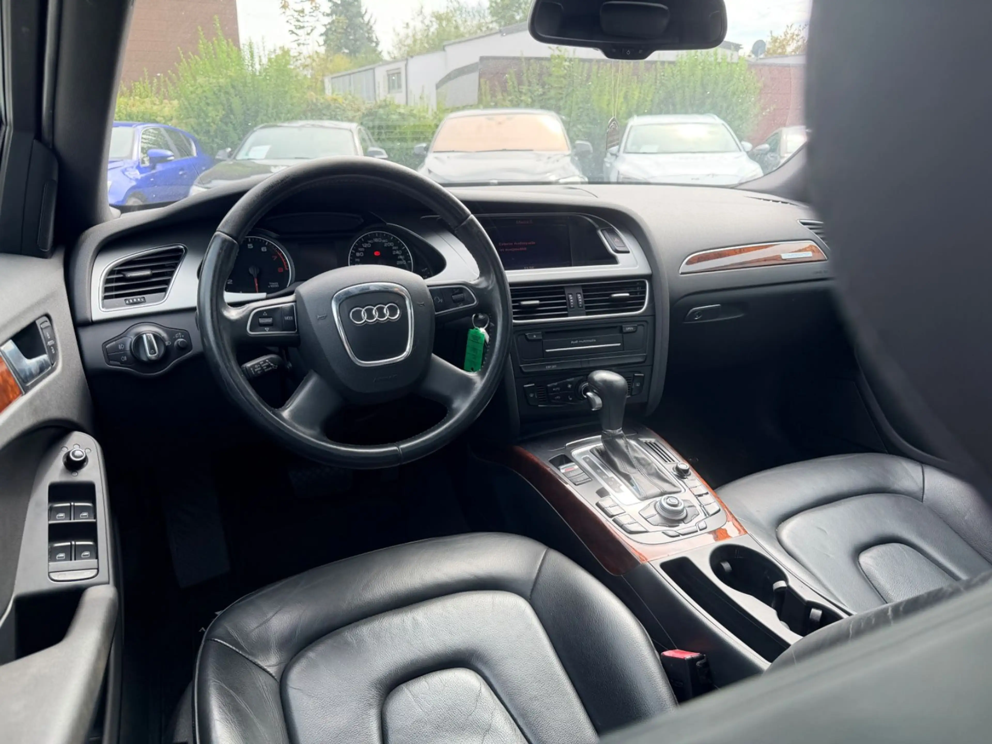 Audi A4 allroad 2.0 TFSI quattro S-tronic Navi Xenon — photo 11