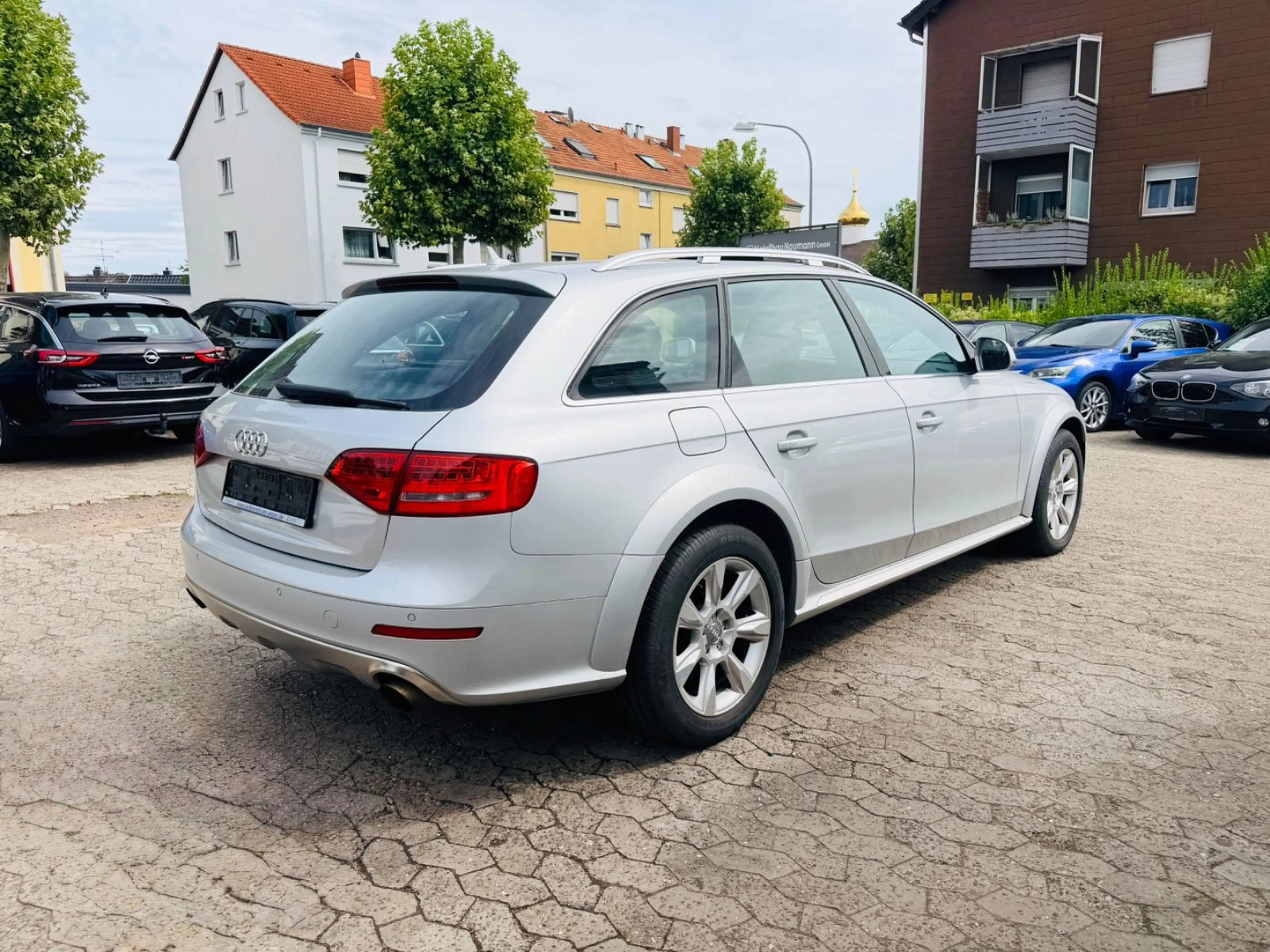 Audi A4 allroad 2.0 TFSI quattro S-tronic Navi Xenon — photo 3