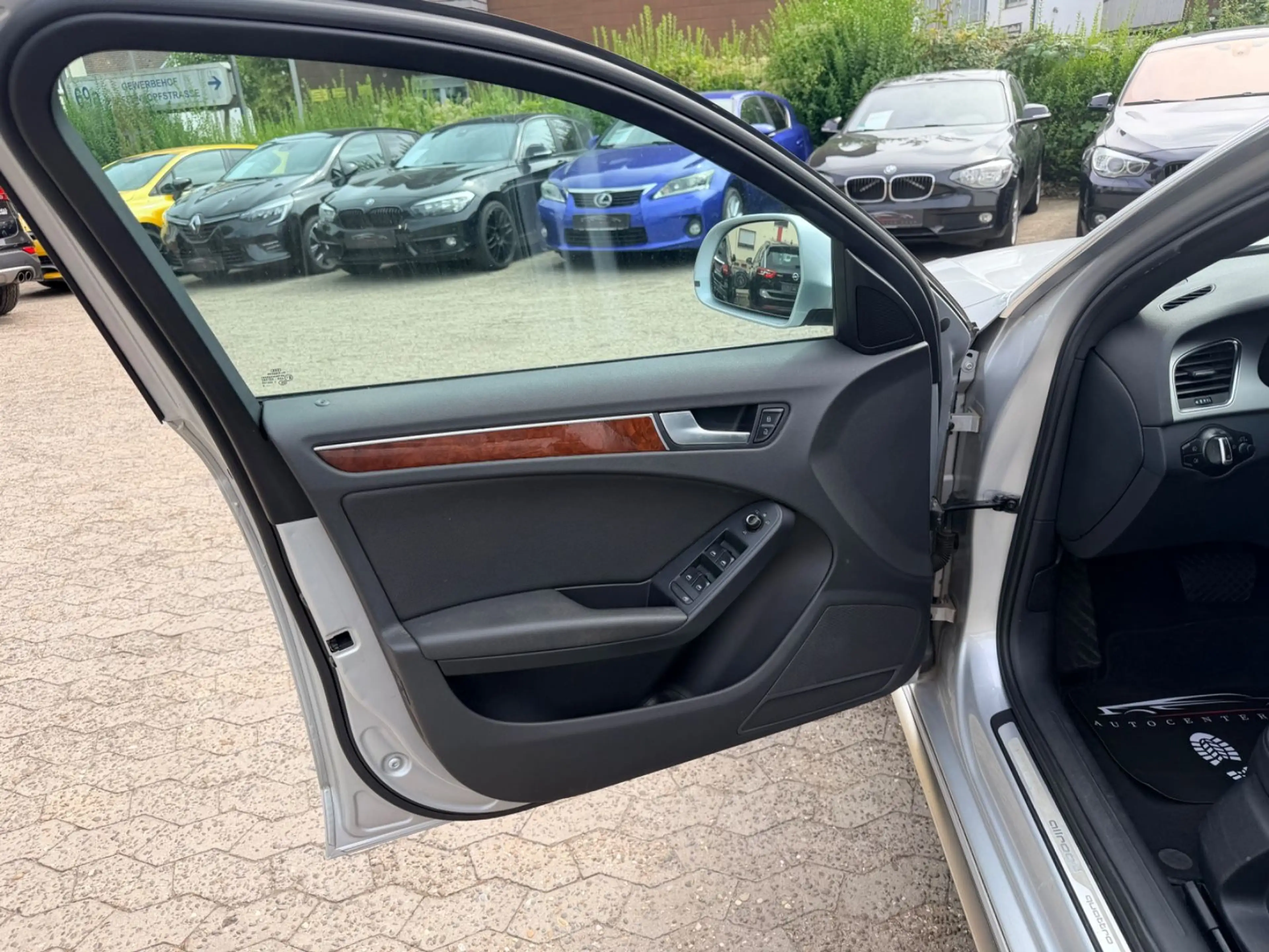 Audi A4 allroad 2.0 TFSI quattro S-tronic Navi Xenon — photo 10