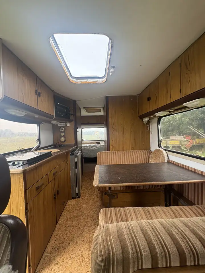 Mercedes-Benz 208 Hymer Camper, foto 8
