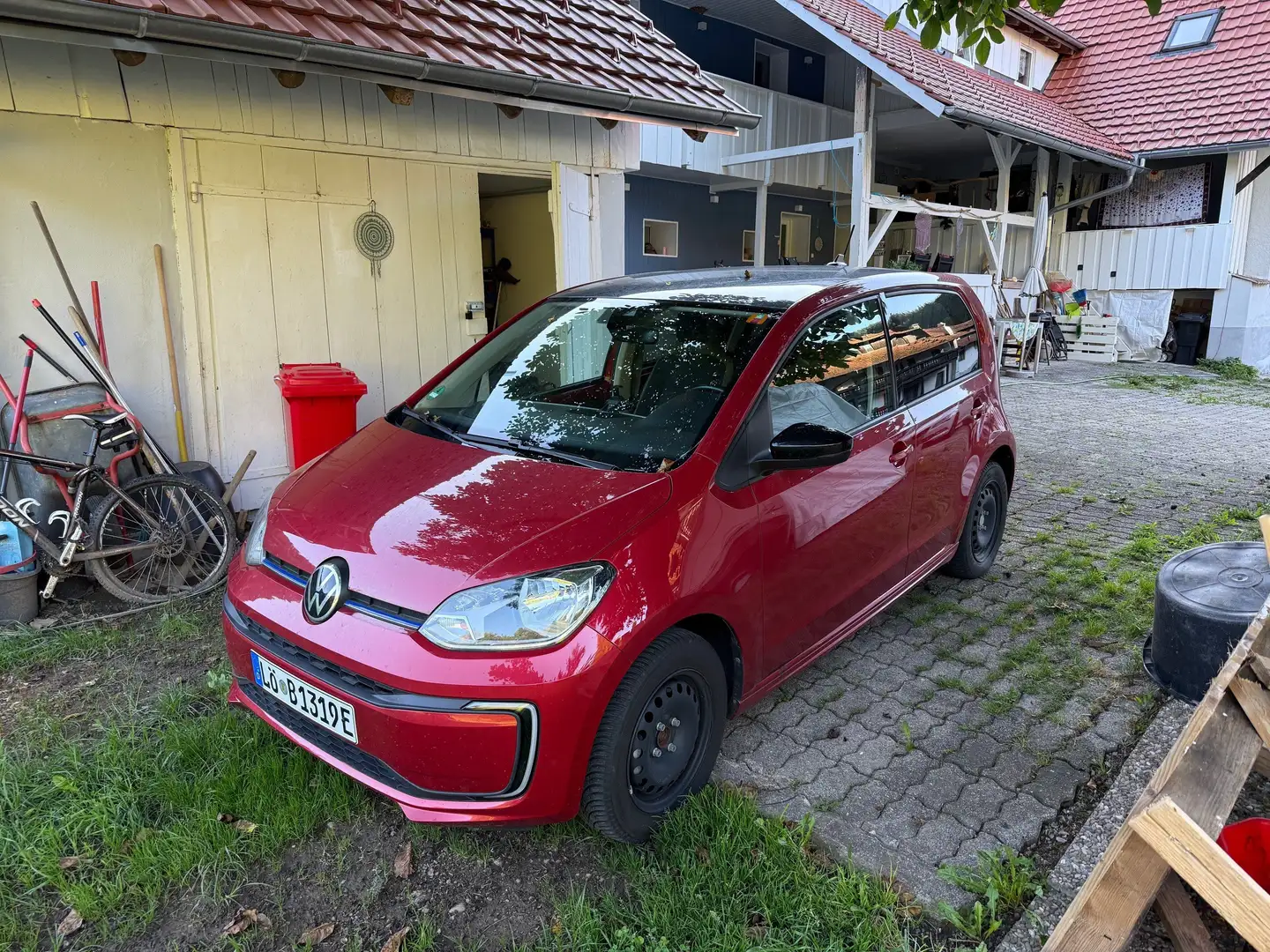 Volkswagen e-up! e-up Style Plus Rot - 1