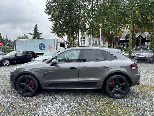 Porsche Macan Turbo