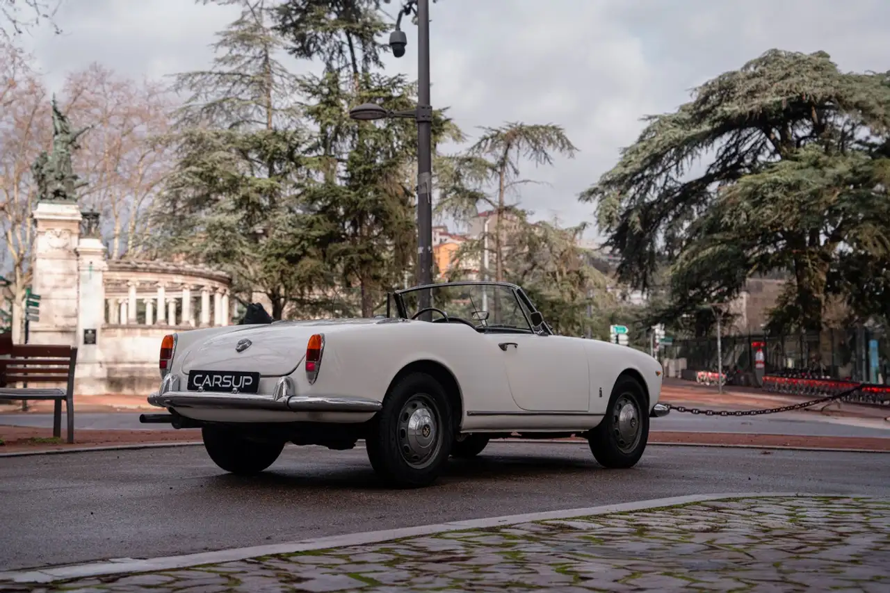 Alfa Romeo Giulia Spider 1600 freins à tambours - Collection - 92cv - bel exemplaire, foto 4