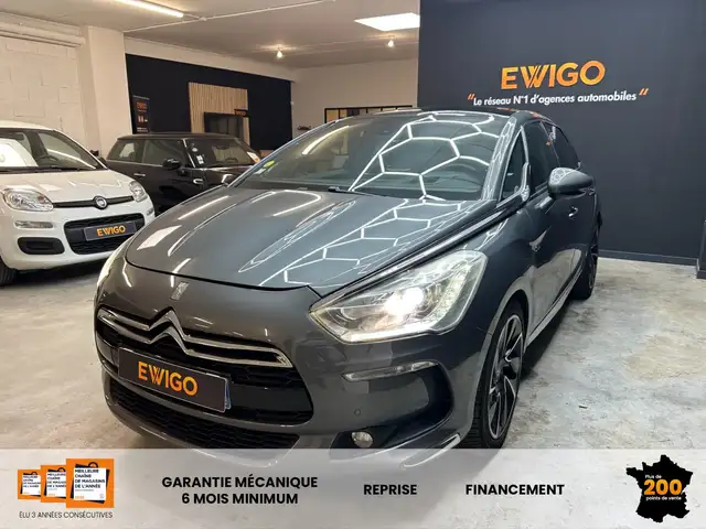 DS Automobiles DS 5 2.0 E-HDi HYBRID4 AIRDREAM SOCHIC Toit panoramique / Sièges chauffants / Caméra de recul