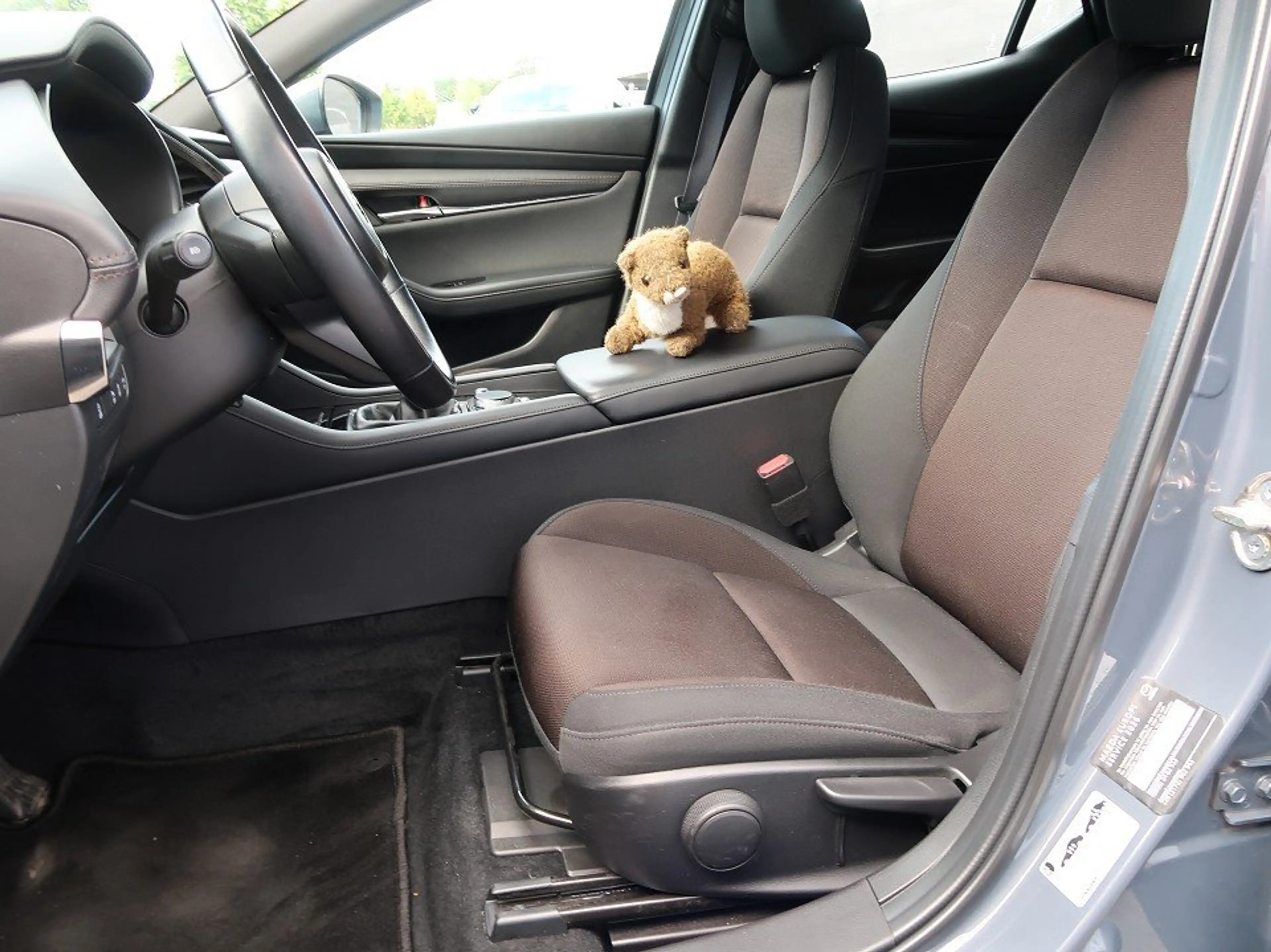Mazda 3 SKYACTIV-G 2.0 *1. Damenhand*TOPgepflegt*Extras* S — photo 26