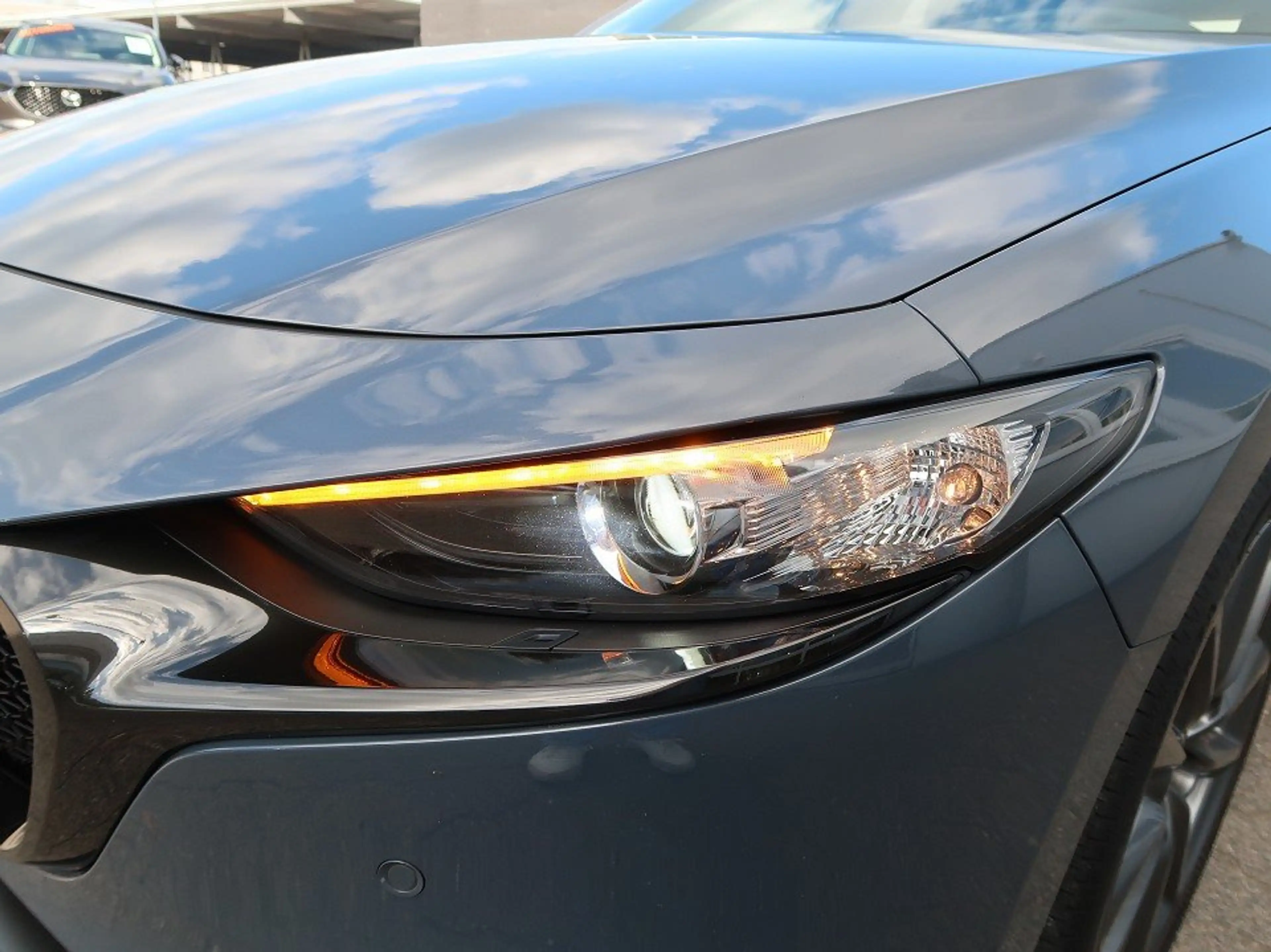 Mazda 3 SKYACTIV-G 2.0 *1. Damenhand*TOPgepflegt*Extras* S — photo 10