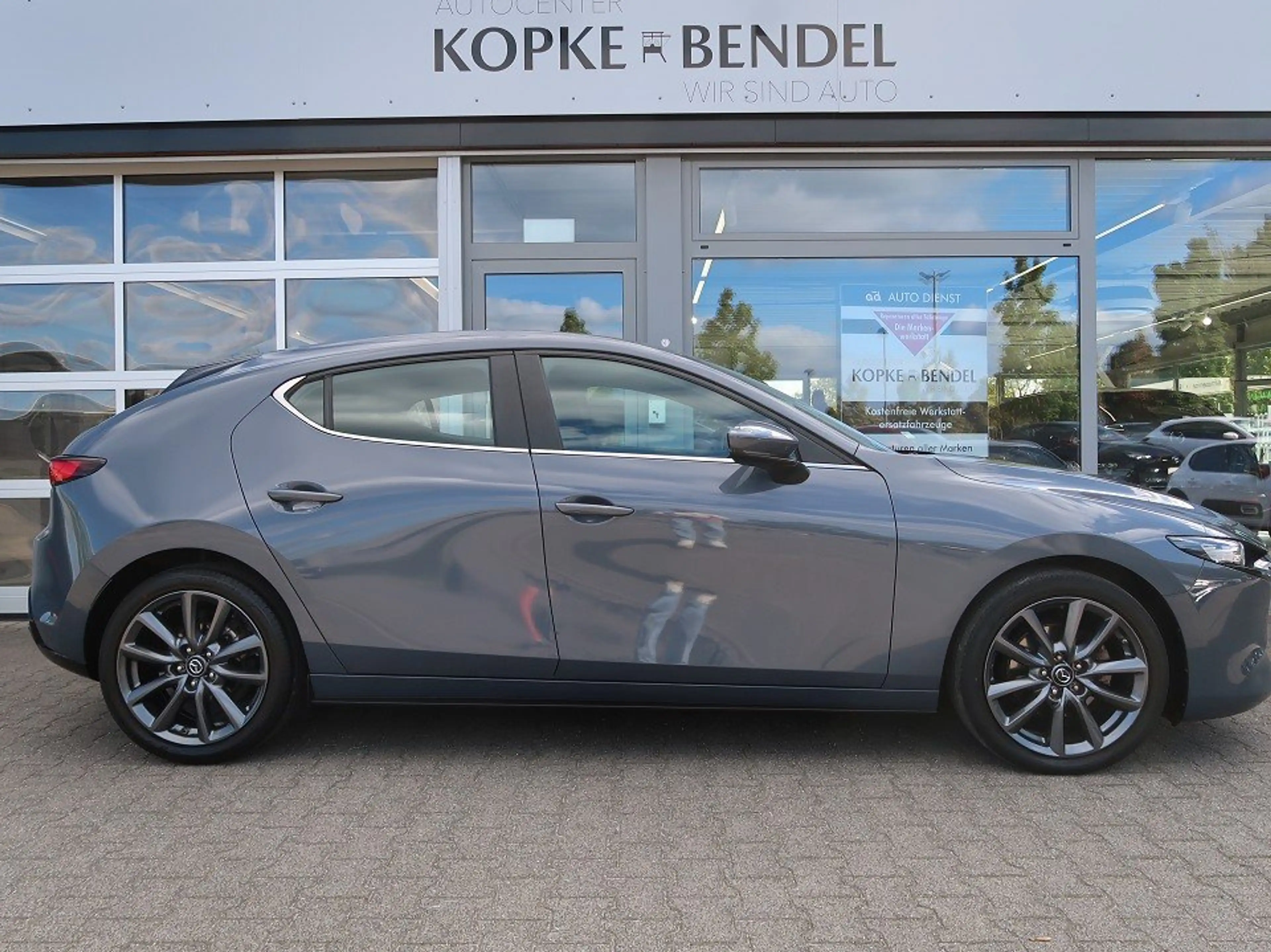Mazda 3 SKYACTIV-G 2.0 *1. Damenhand*TOPgepflegt*Extras* S — photo 4