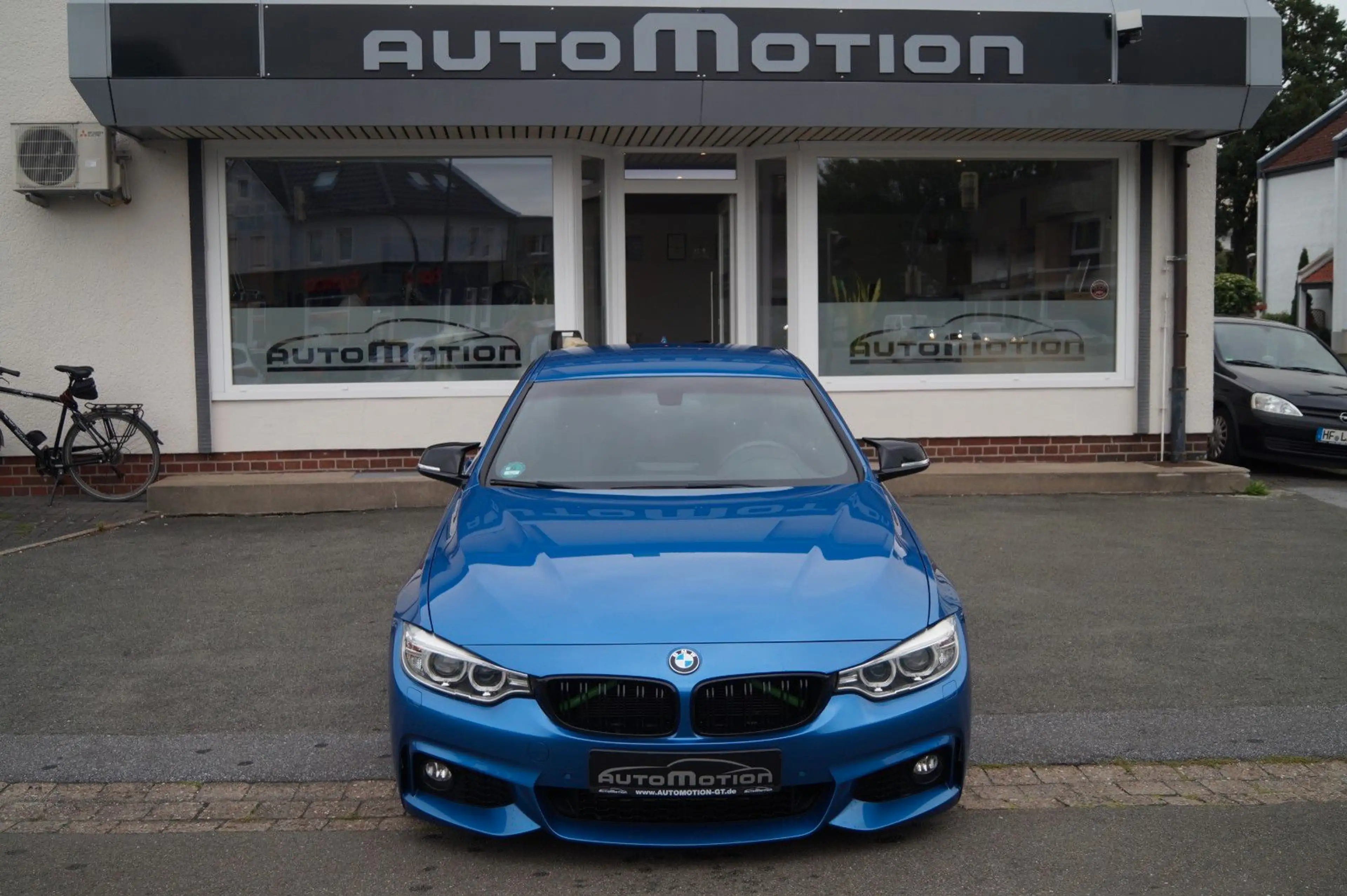 BMW 420 i Coupe*M-Paket*Bi-Xenon*Navi*Alcantara*2.Hd — photo 3