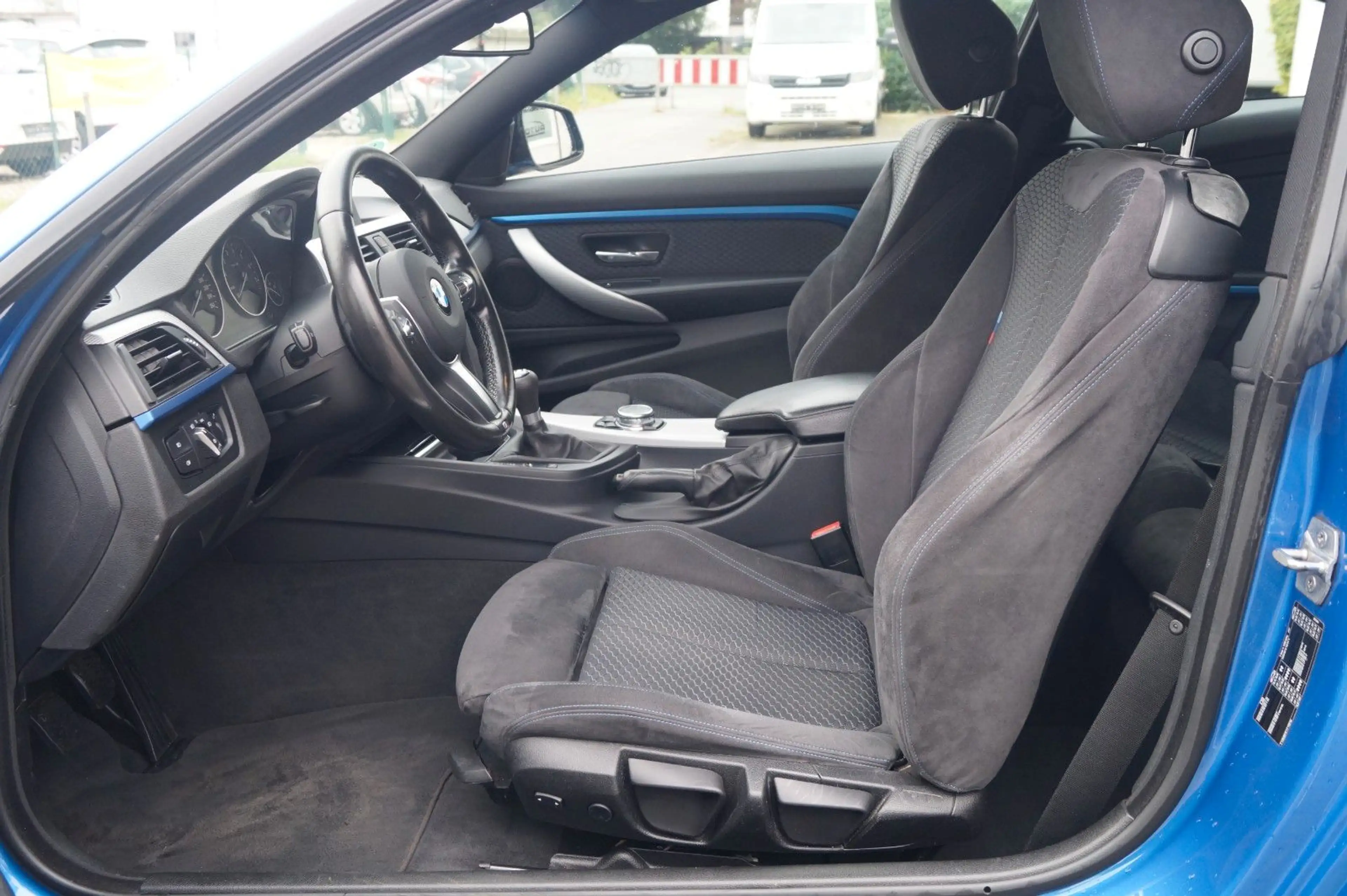 BMW 420 i Coupe*M-Paket*Bi-Xenon*Navi*Alcantara*2.Hd — photo 11