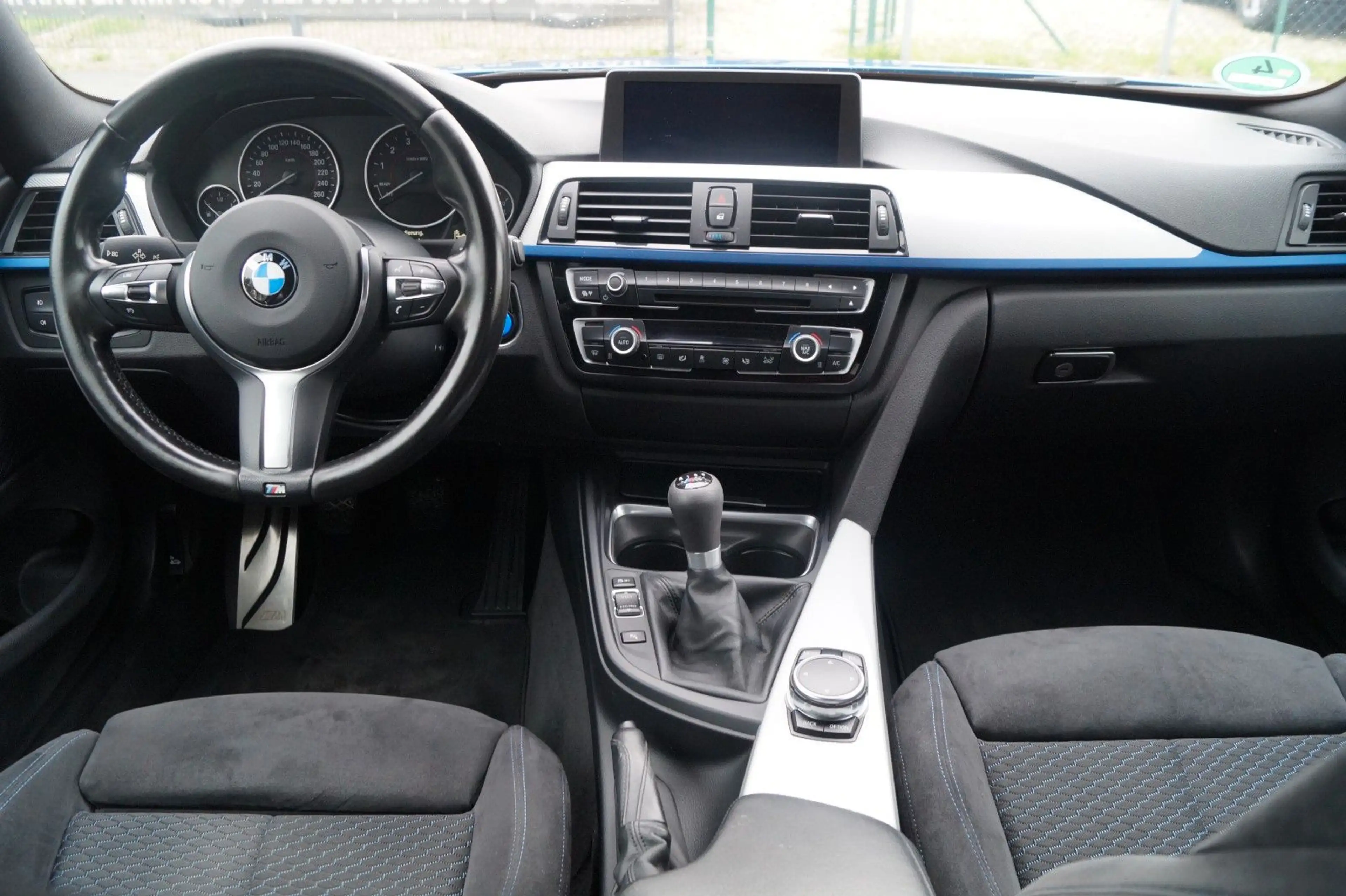 BMW 420 i Coupe*M-Paket*Bi-Xenon*Navi*Alcantara*2.Hd — photo 9
