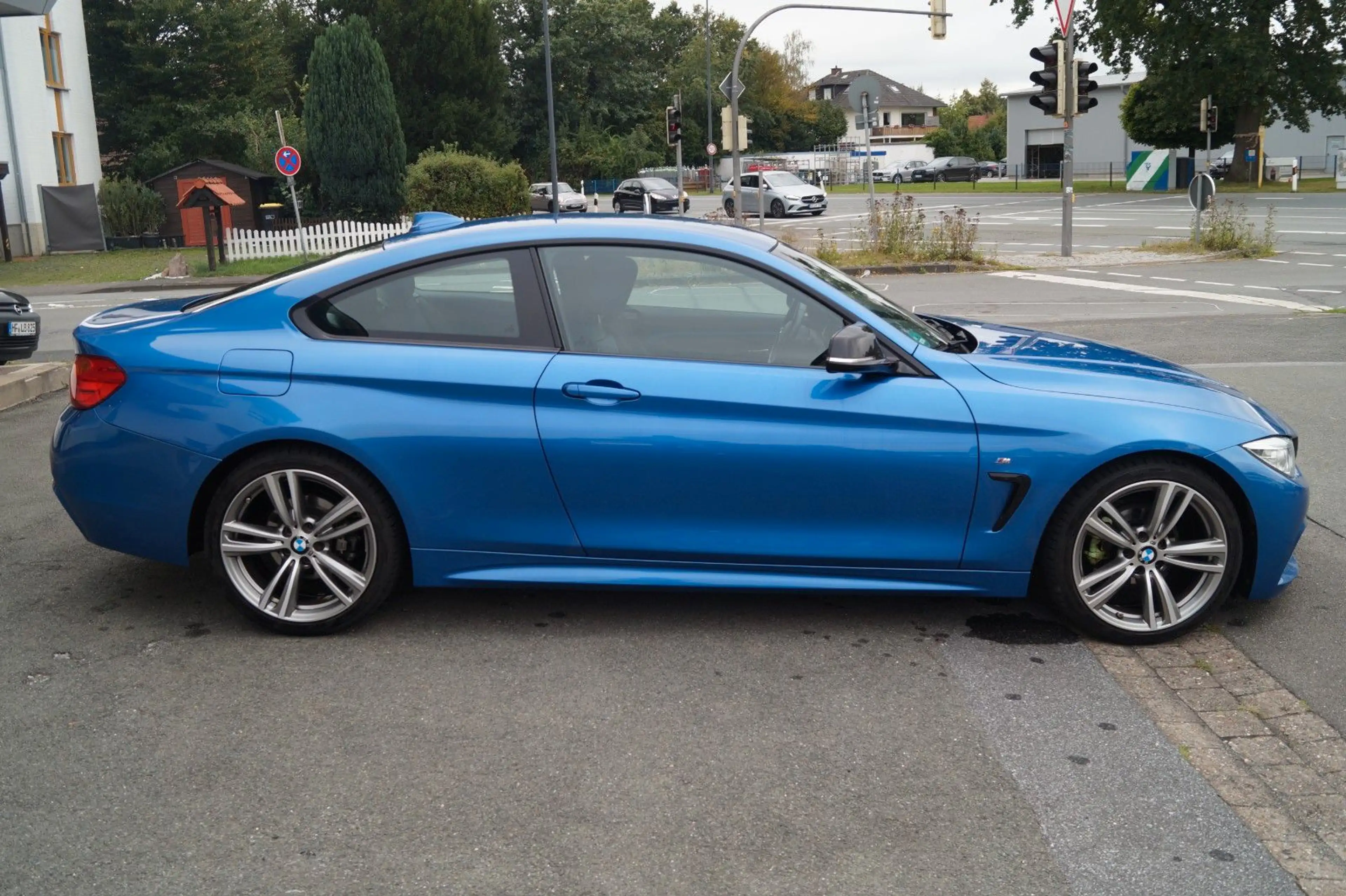 BMW 420 i Coupe*M-Paket*Bi-Xenon*Navi*Alcantara*2.Hd — photo 5