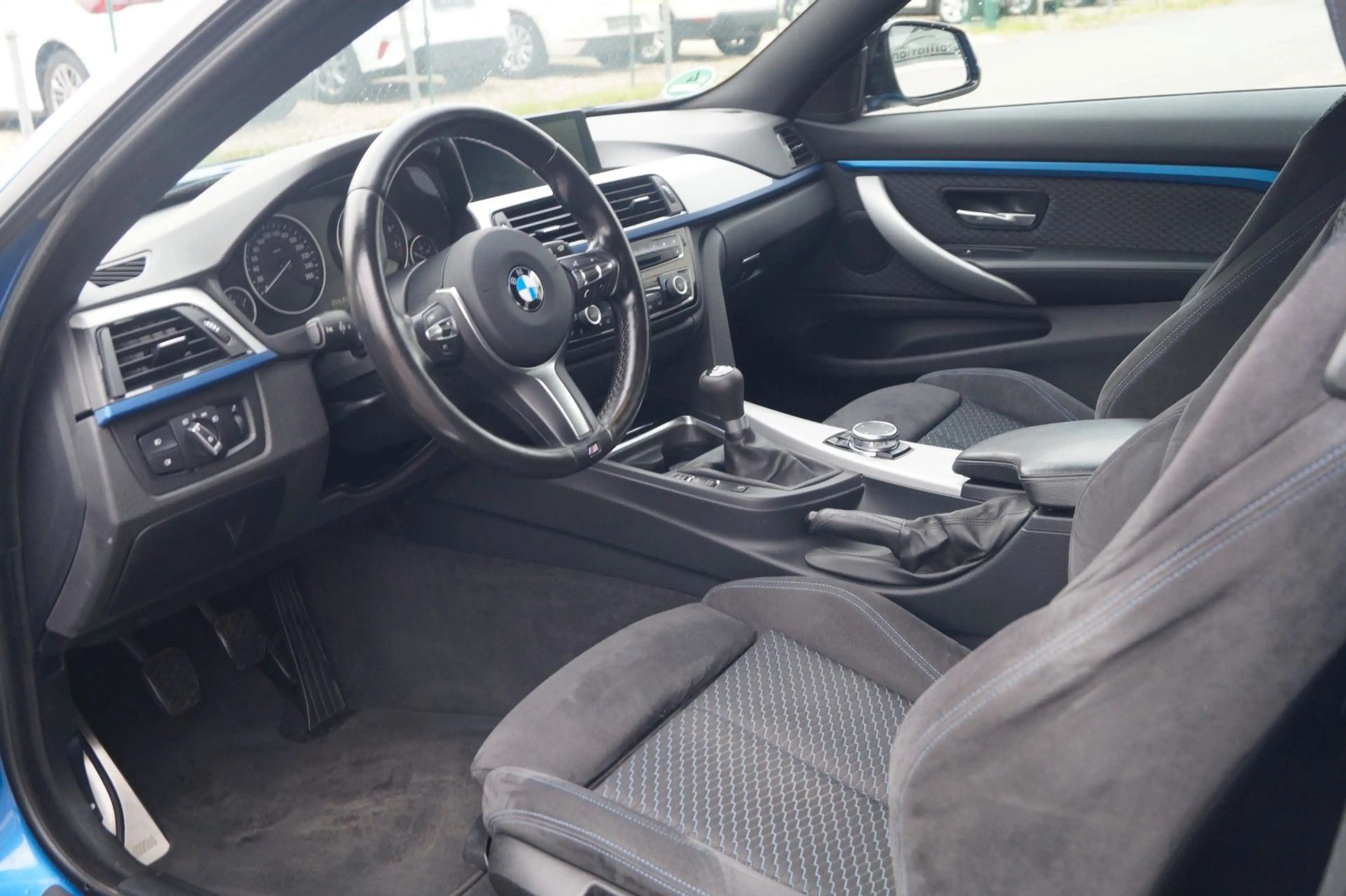 BMW 420 i Coupe*M-Paket*Bi-Xenon*Navi*Alcantara*2.Hd — photo 10