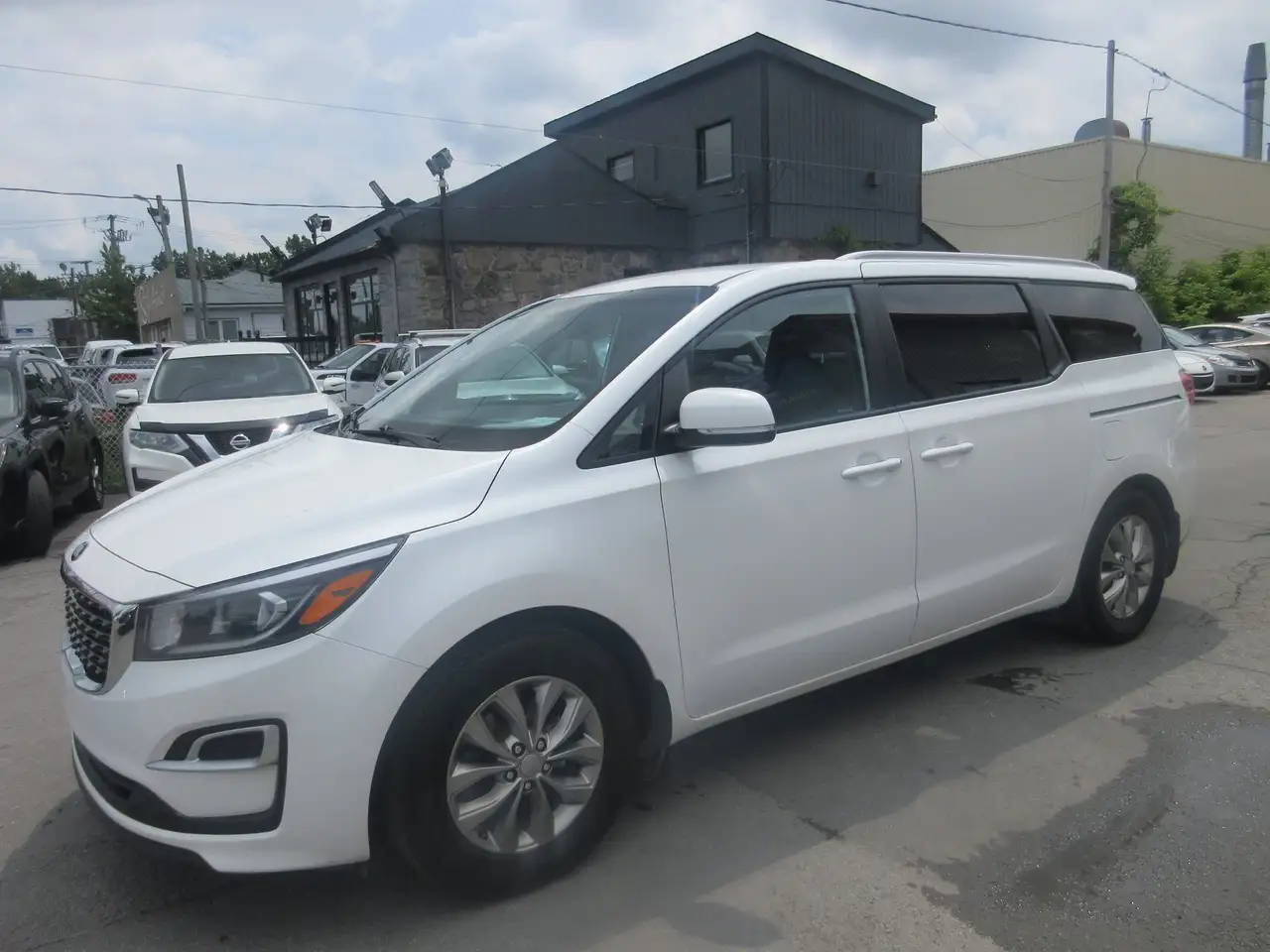 Kia Sedona снимка Kia Sedona