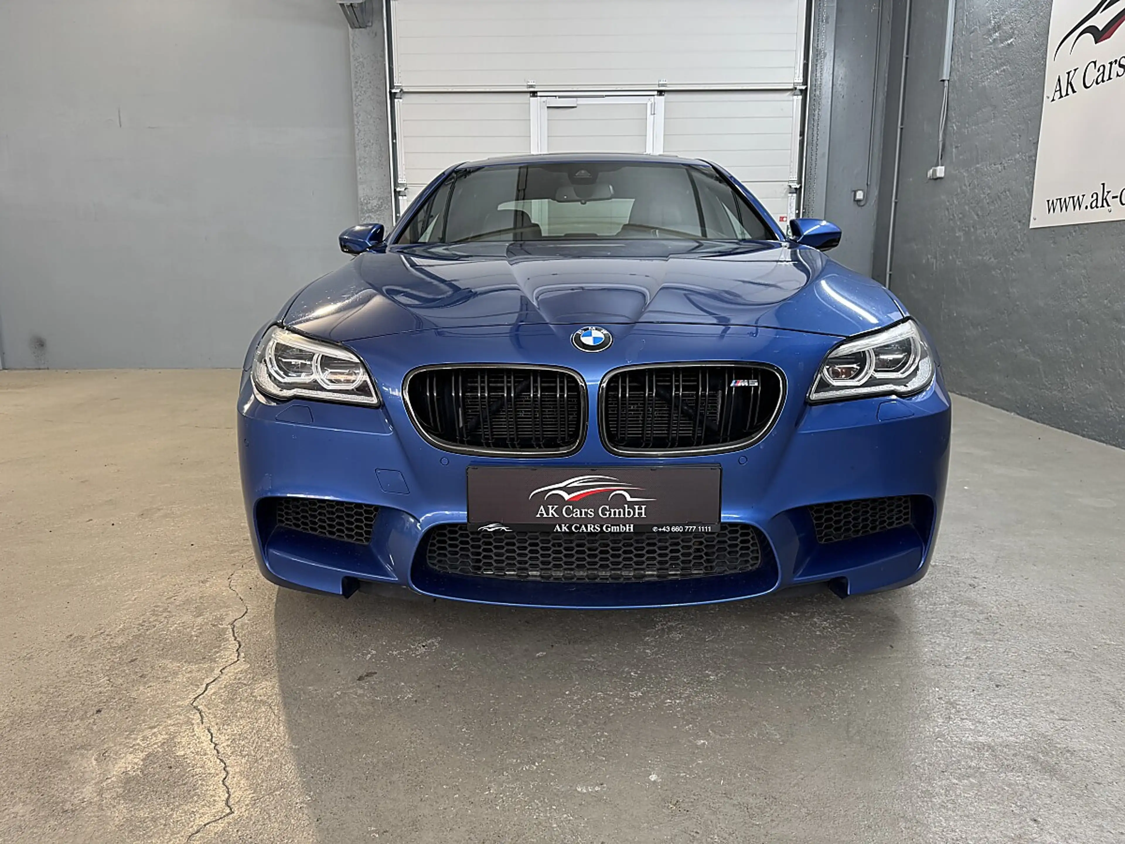 BMW M5 Competition — photo 3