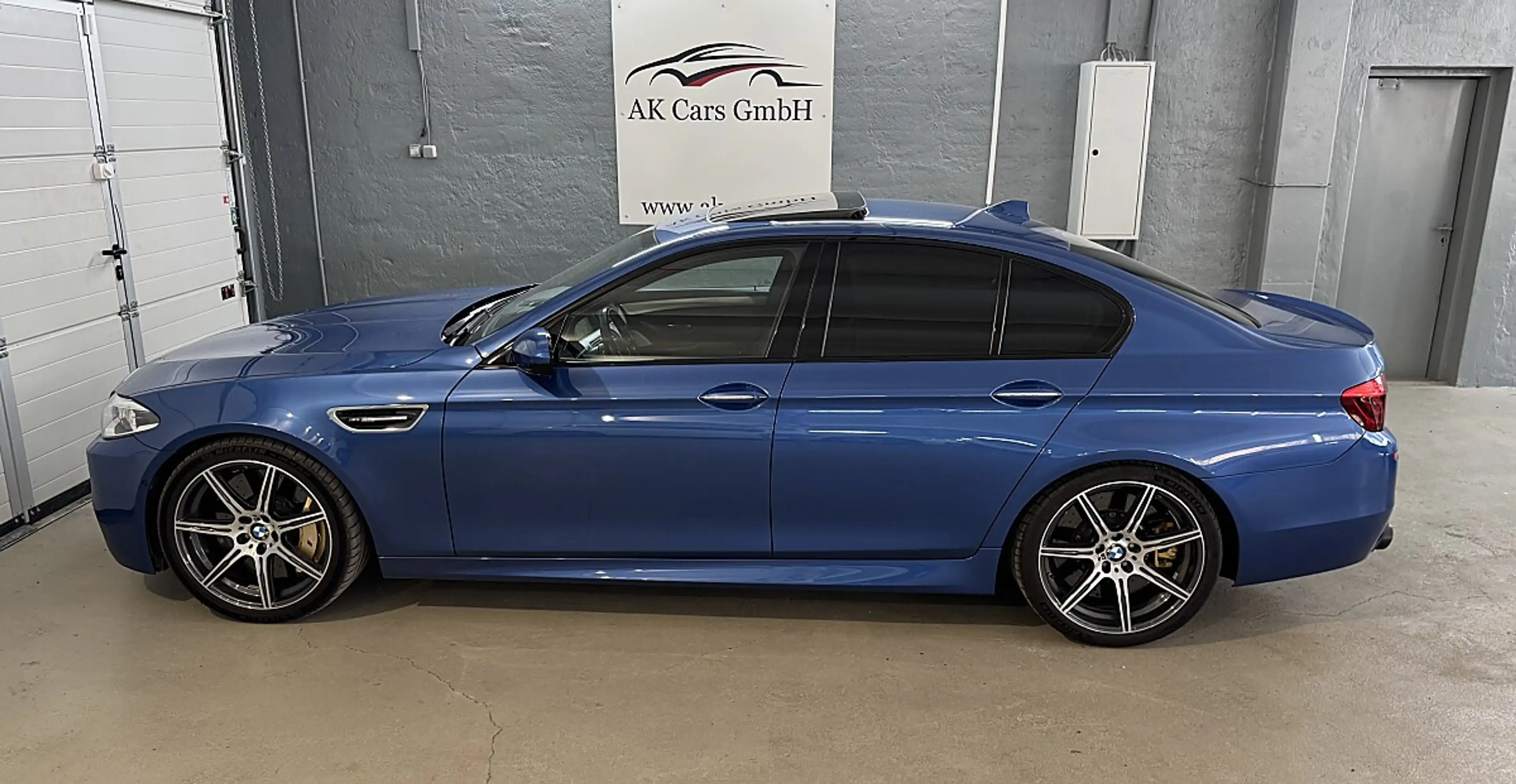 BMW M5 Competition — photo 8