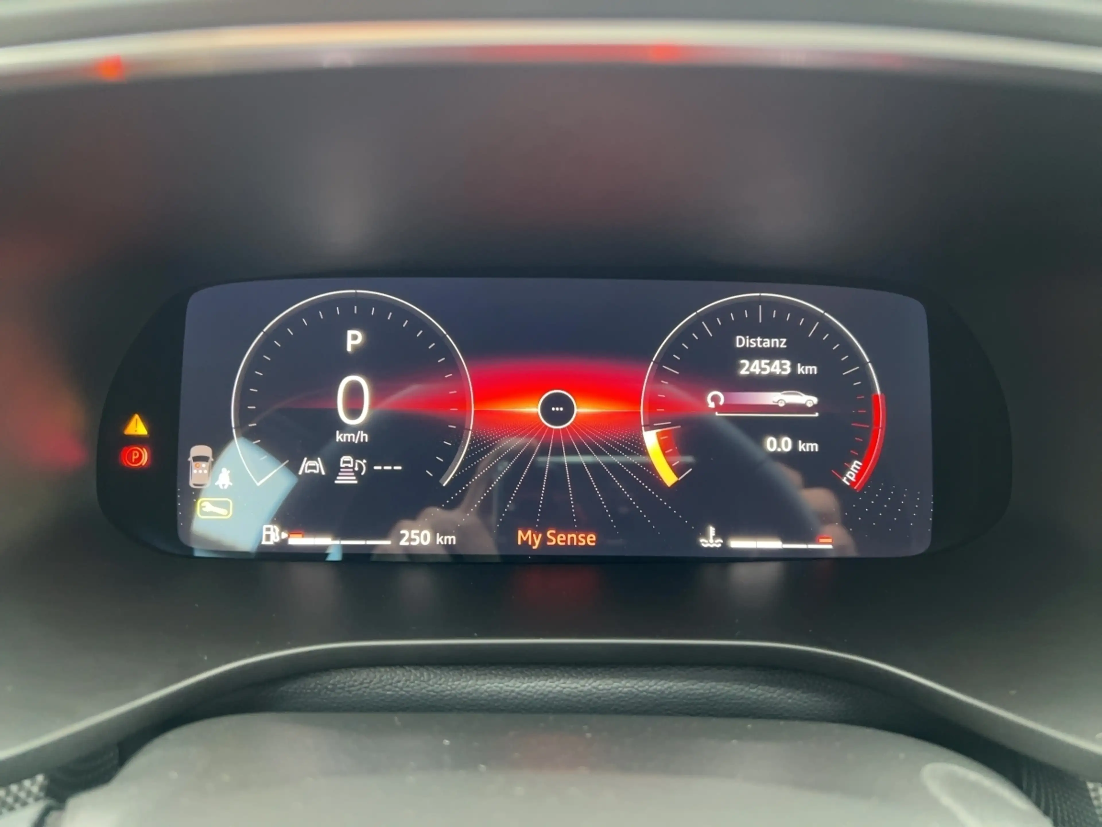 Renault Arkana TECHNO TCe 140 EDC RÜCKFAHRKAMERA — photo 13