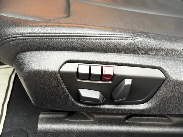 BMW 1 Series view 15