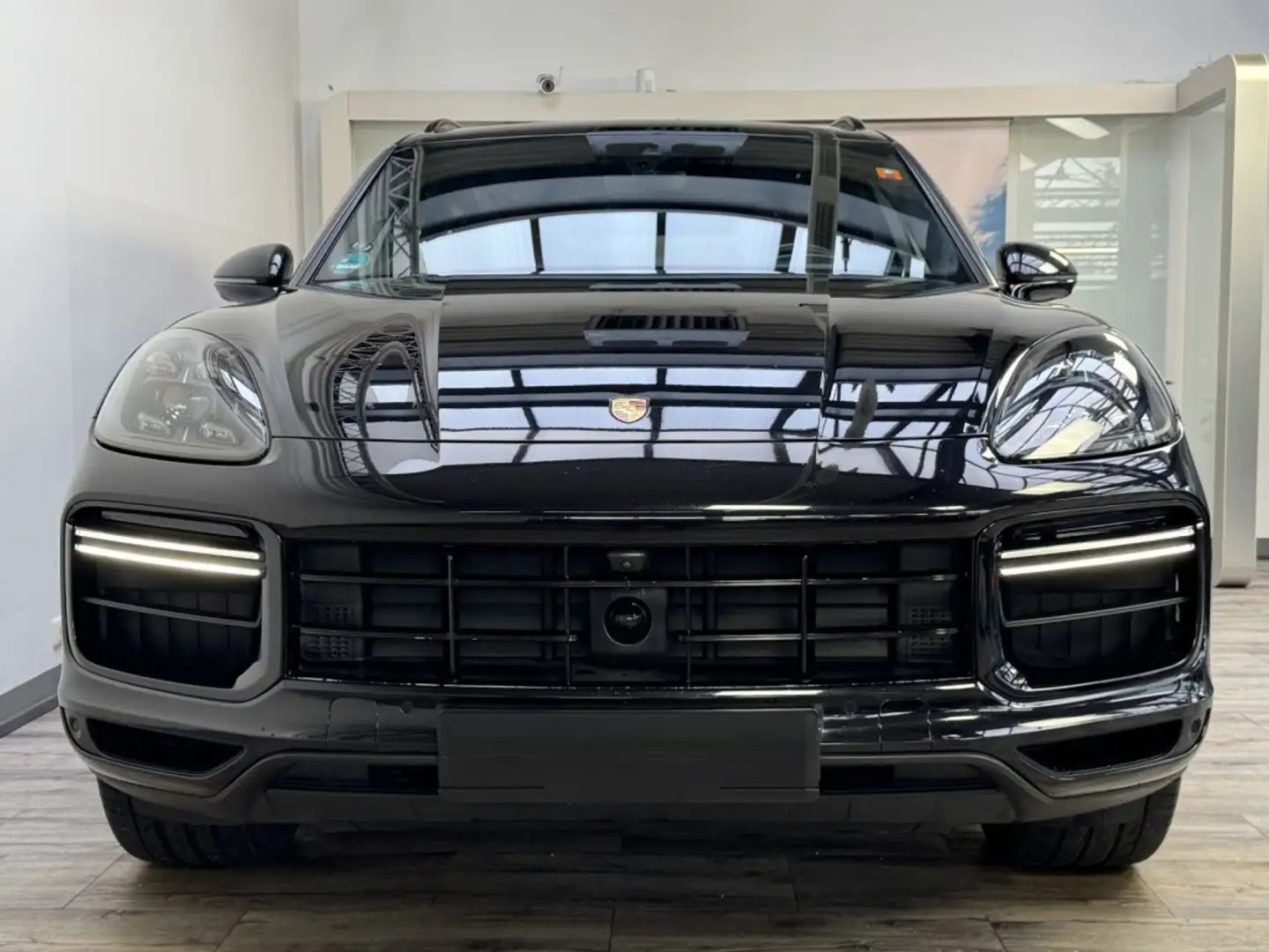 Porsche Cayenne Turbo Aut. Noir - 2