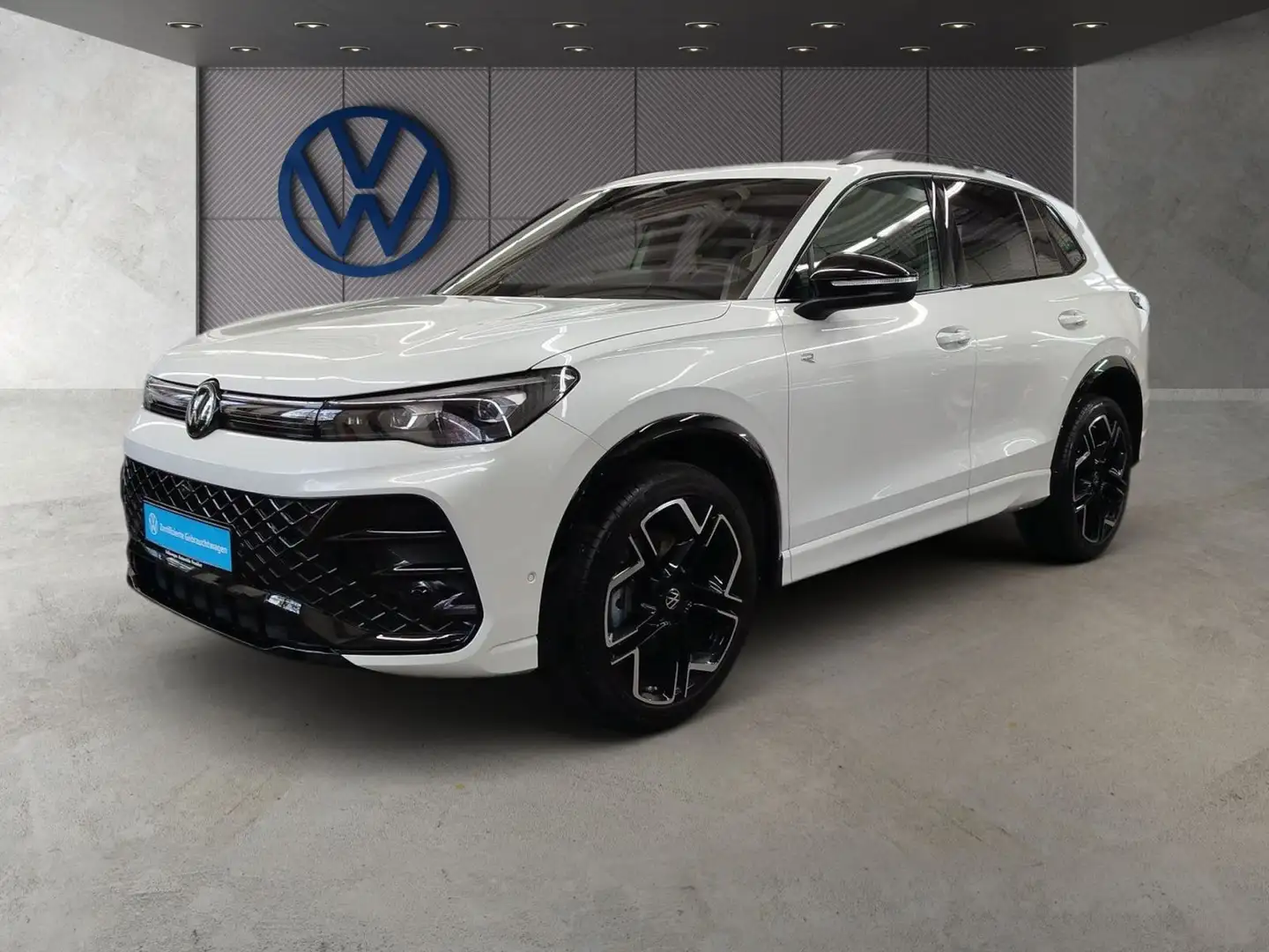 Volkswagen Tiguan 2.0 TDI DSG IQ.Light Navi DCC DAB+ Weiß - 1