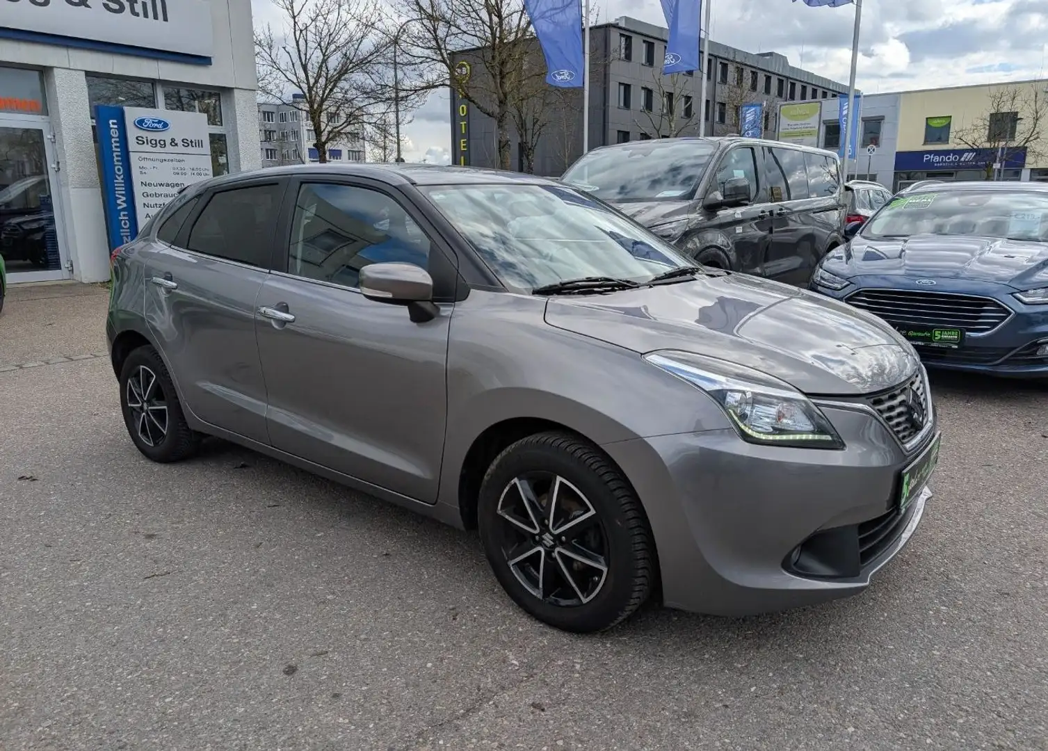 Suzuki Baleno 1.0 Boosterjet Comfort NAV*ACC*SHZ*CAM*LM16 Grau - 2