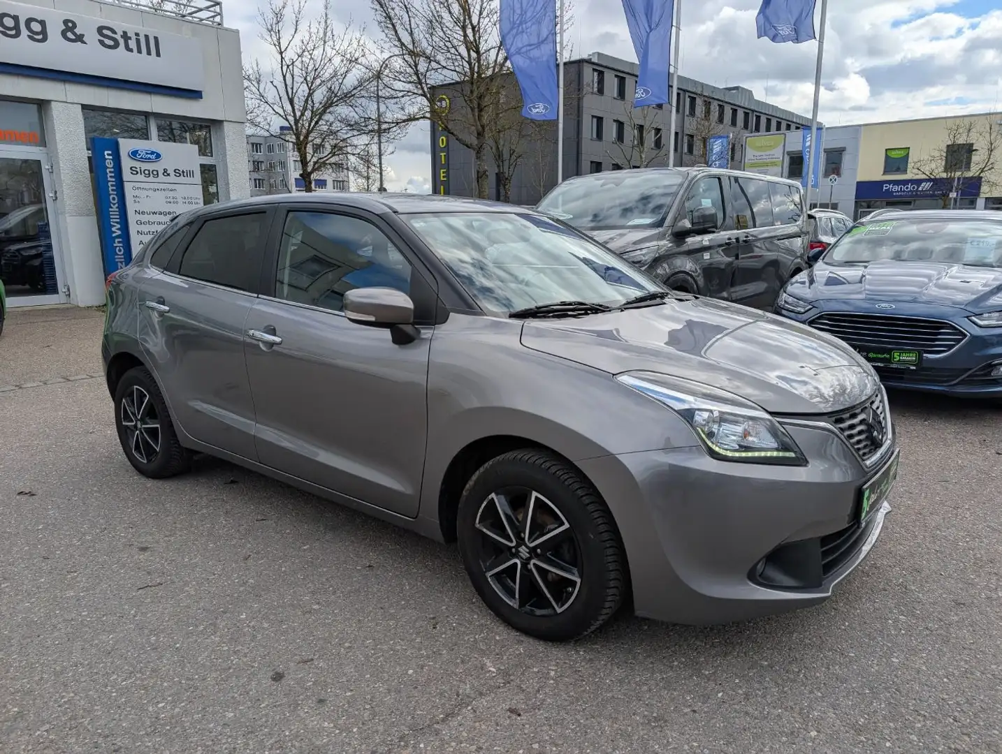 Suzuki Baleno 1.0 Boosterjet Comfort NAV*ACC*SHZ*CAM*LM16 Gris - 2