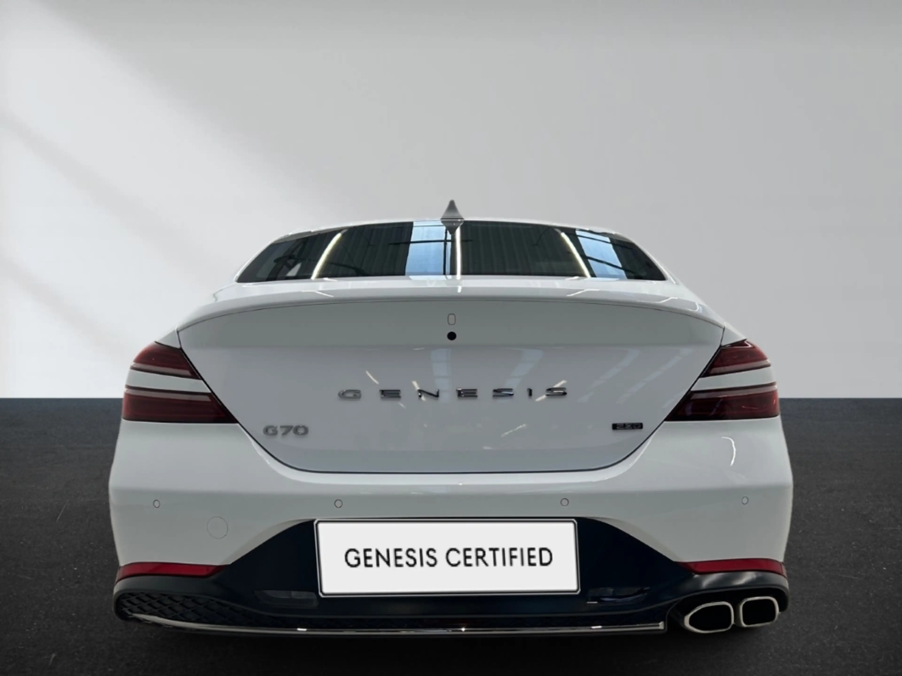 Genesis G70 Sport — photo 7